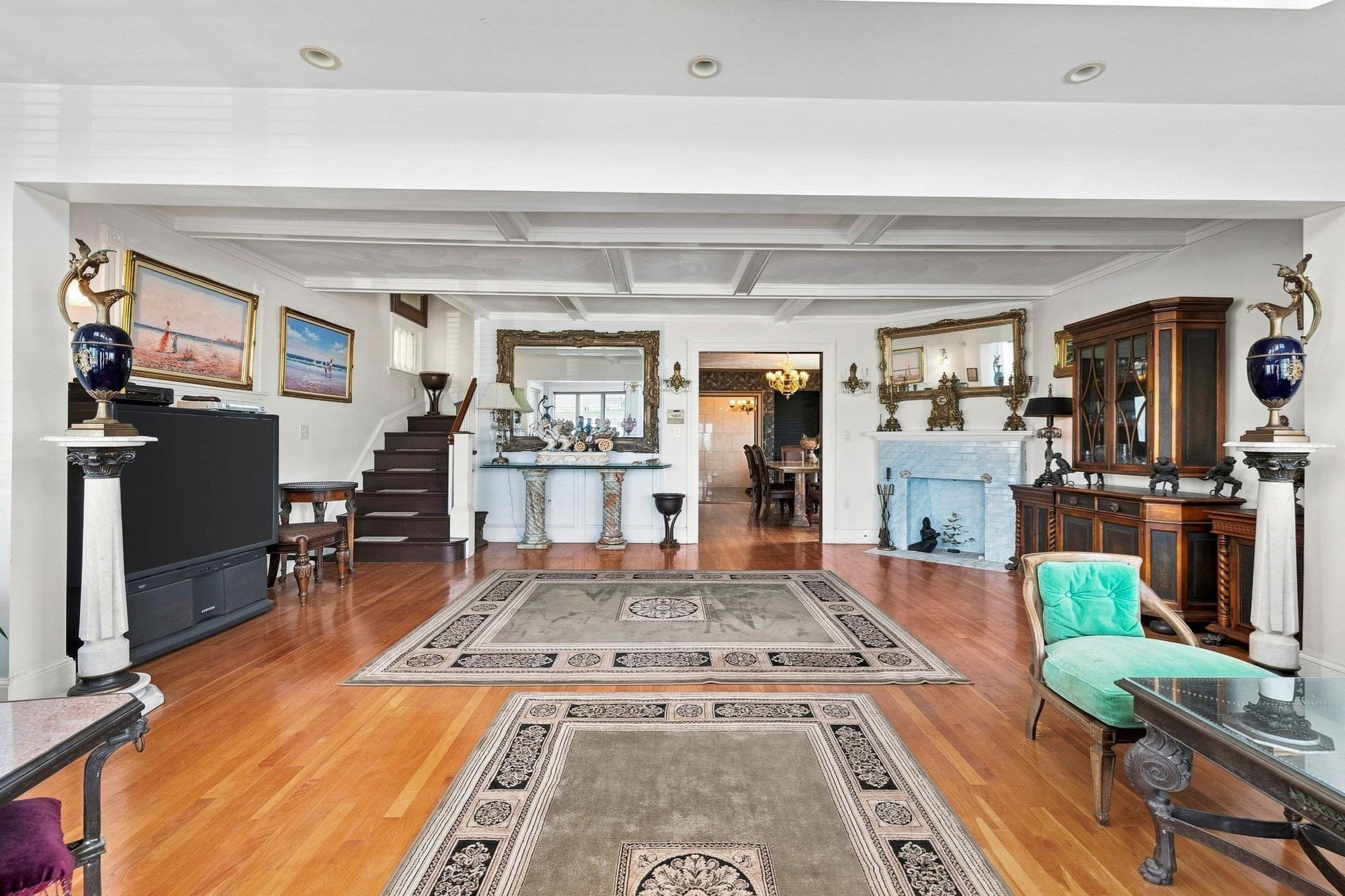 Single Family Residence at 94 Winthrop Shore Dr, Winthrop MA 02152, Winthrop, photo 6 of 42