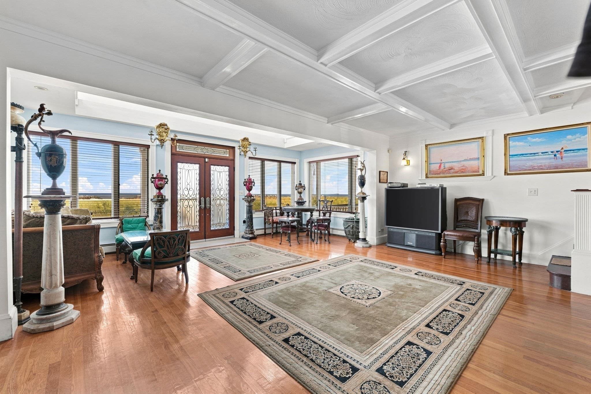 Single Family Residence at 94 Winthrop Shore Dr, Winthrop MA 02152, Winthrop, photo 5 of 42
