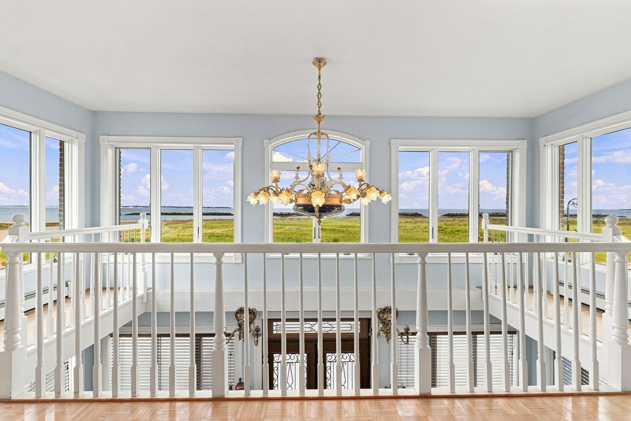 Single Family Residence at 94 Winthrop Shore Dr, Winthrop MA 02152, Winthrop, photo 18 of 42