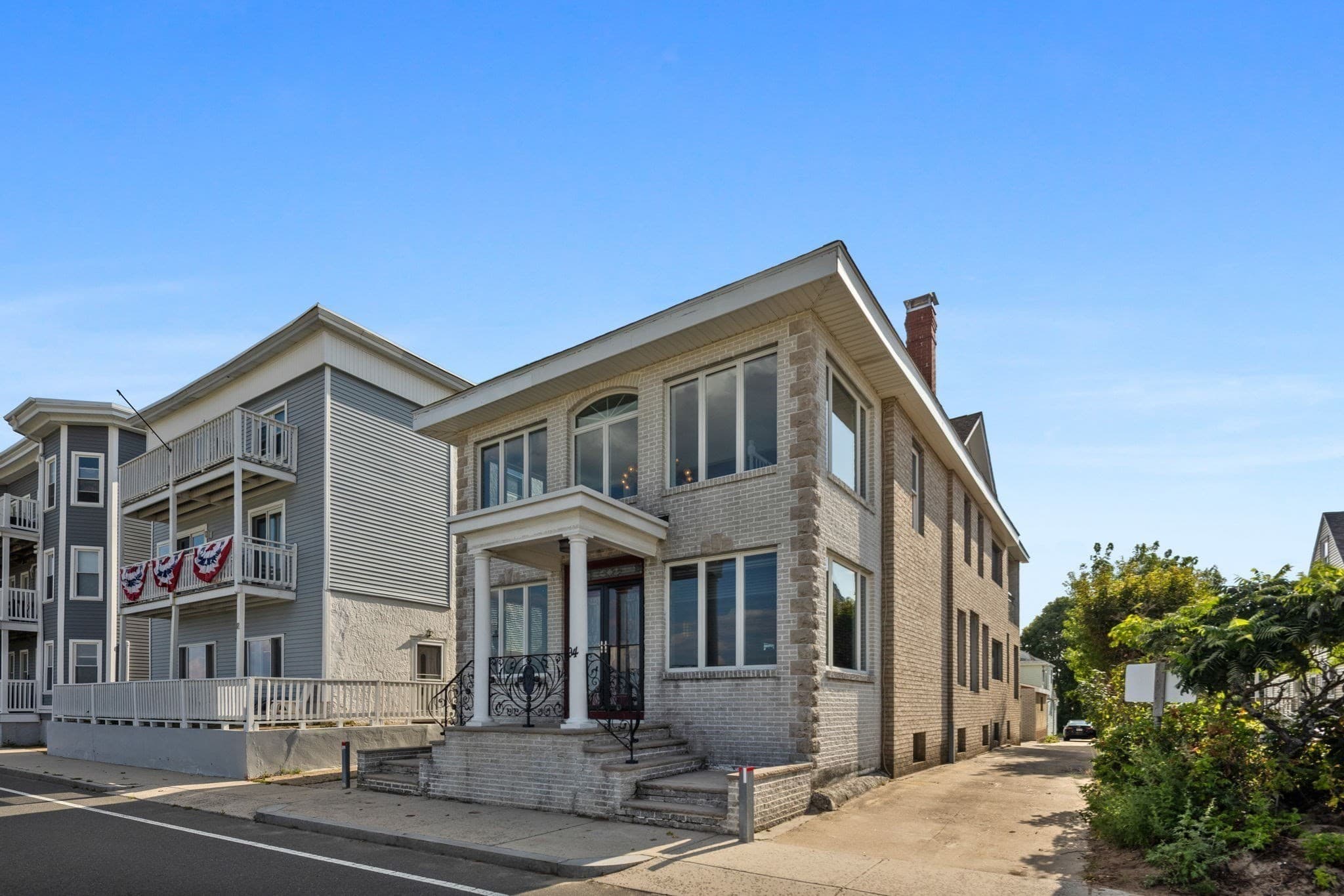 Single Family Residence at 94 Winthrop Shore Dr, Winthrop MA 02152, Winthrop, photo 39 of 42