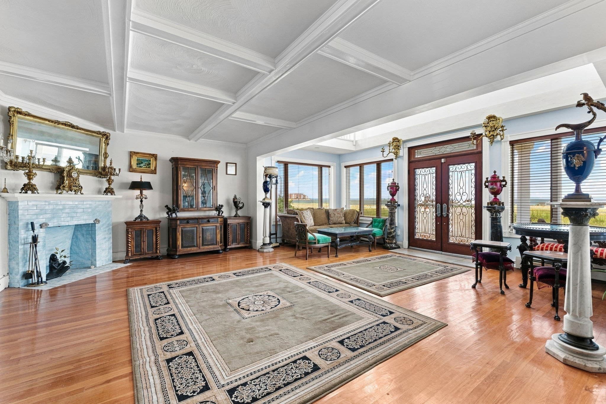 Single Family Residence at 94 Winthrop Shore Dr, Winthrop MA 02152, Winthrop, photo 4 of 42