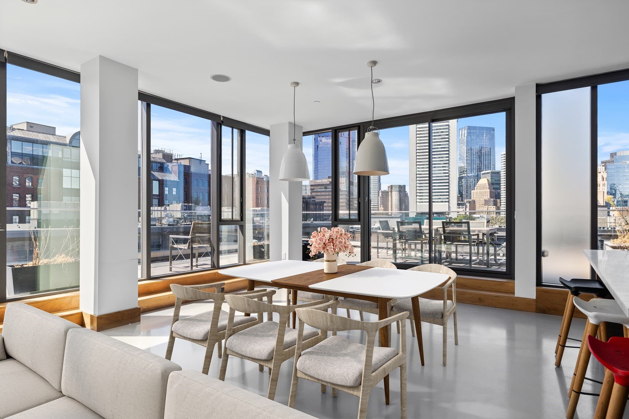 Condominium at 346 Congress St. # 701, Boston MA 02210, photo 6 of 27