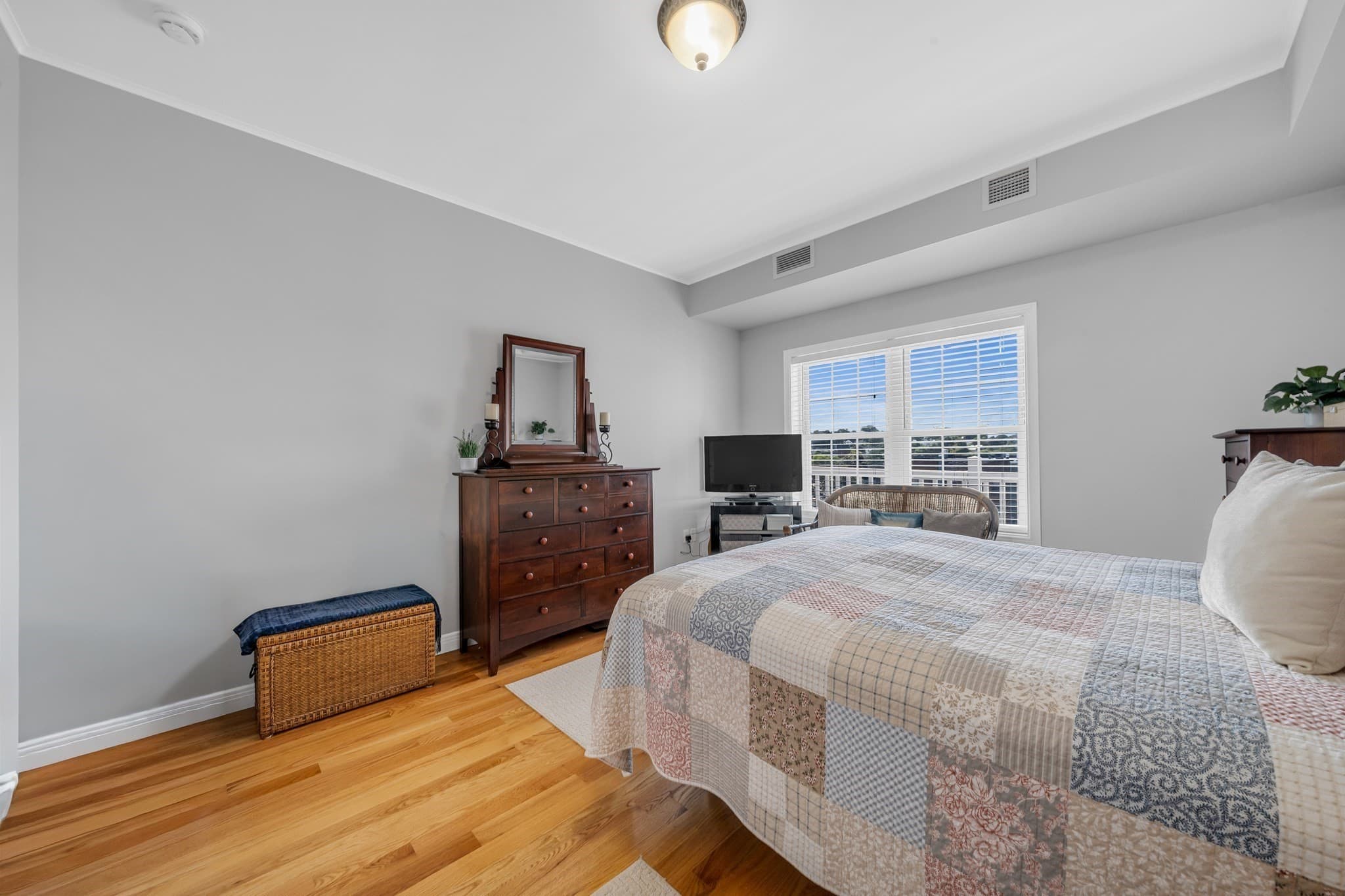 Condominium at 8 Walnut St # 418, Peabody MA 01960, Peabody, photo 12 of 37
