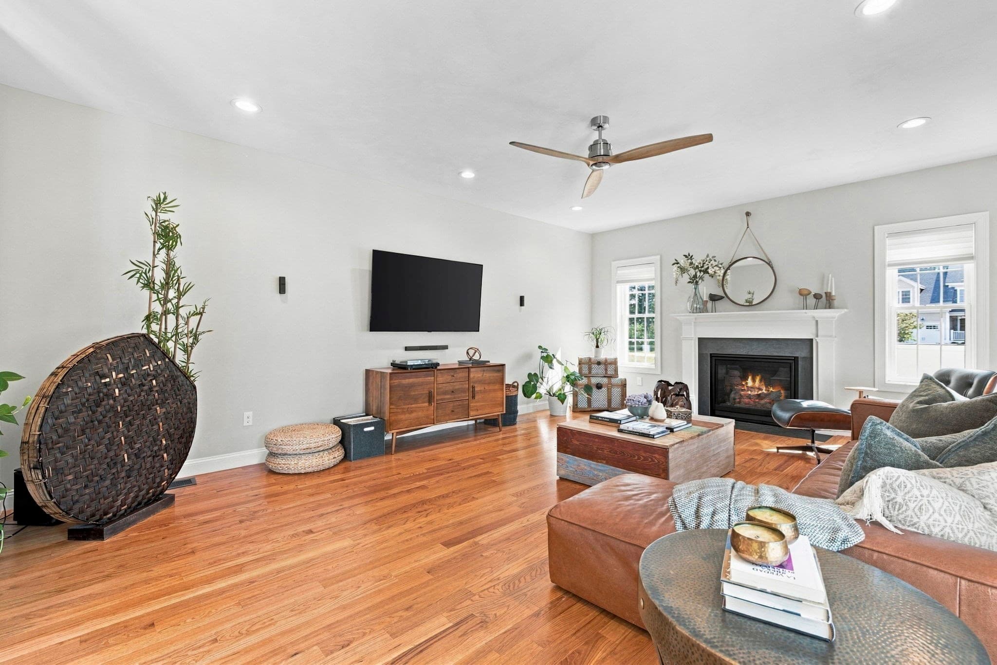 Single Family Residence at 2 Edward Dr, Littleton MA 01460, Littleton, photo 12 of 41