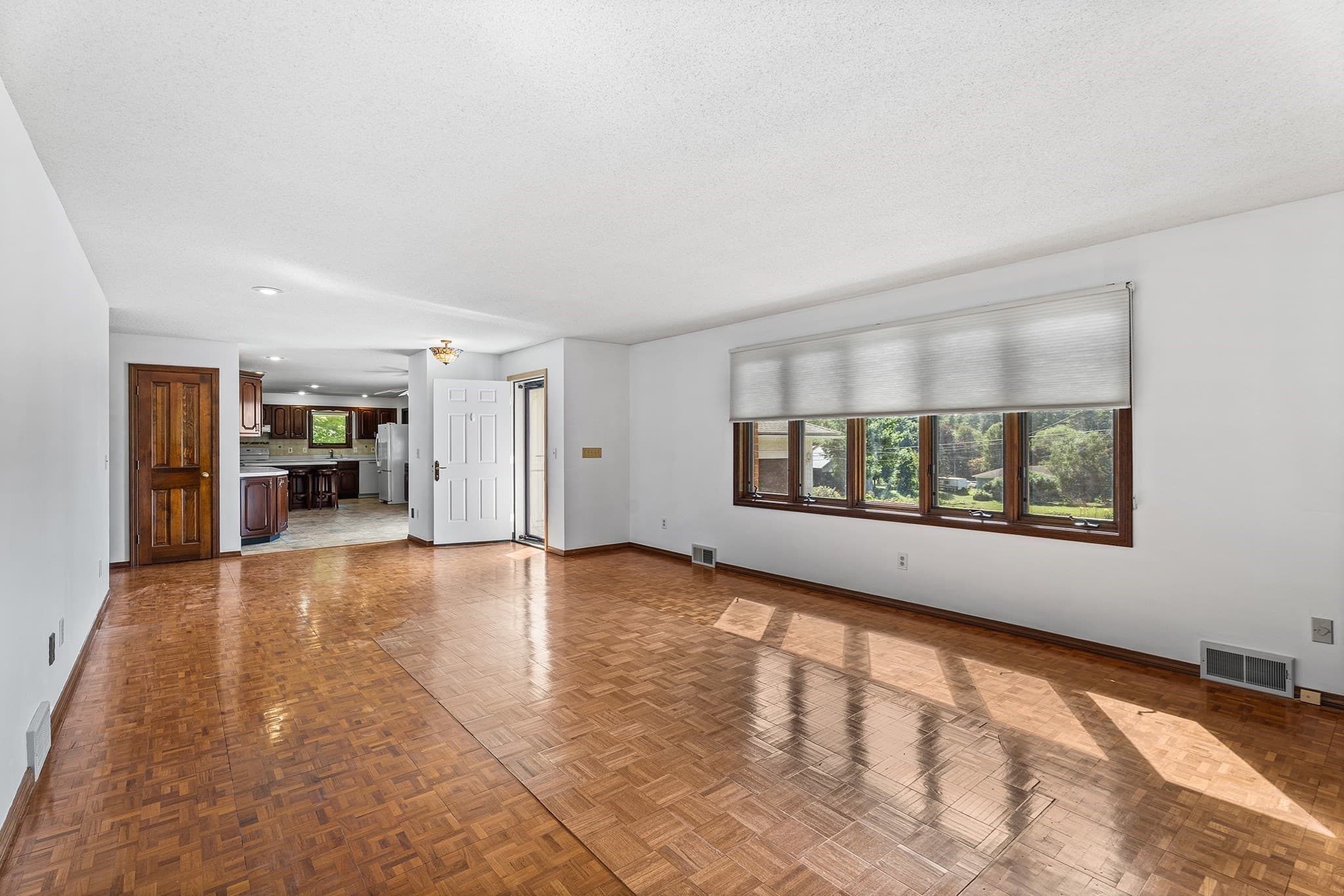 Single Family Residence at 9 Jim Ash Rd, Palmer MA 01069, Palmer, photo 5 of 37