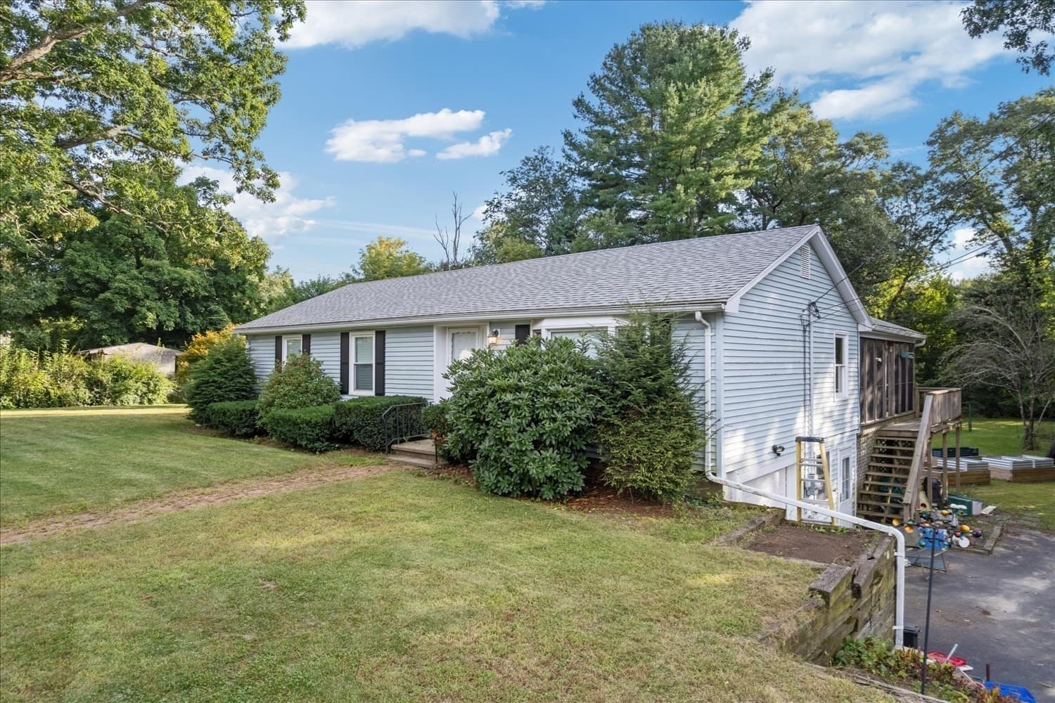 Single Family Residence at 141 Elm St., Blackstone MA 01504, Blackstone, photo 3 of 33
