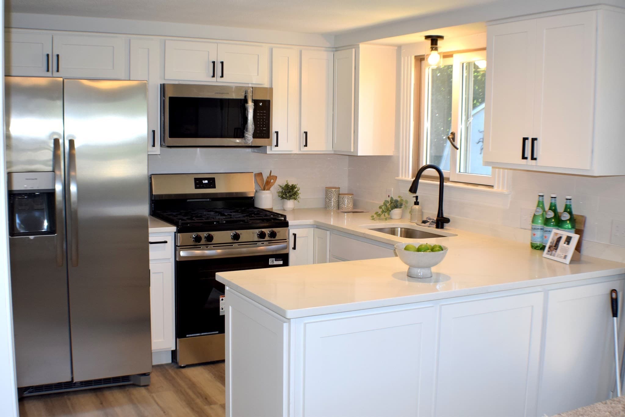 Single Family Residence at 109 Homer Dr, Somerset MA 02726, Somerset, photo 6 of 33
