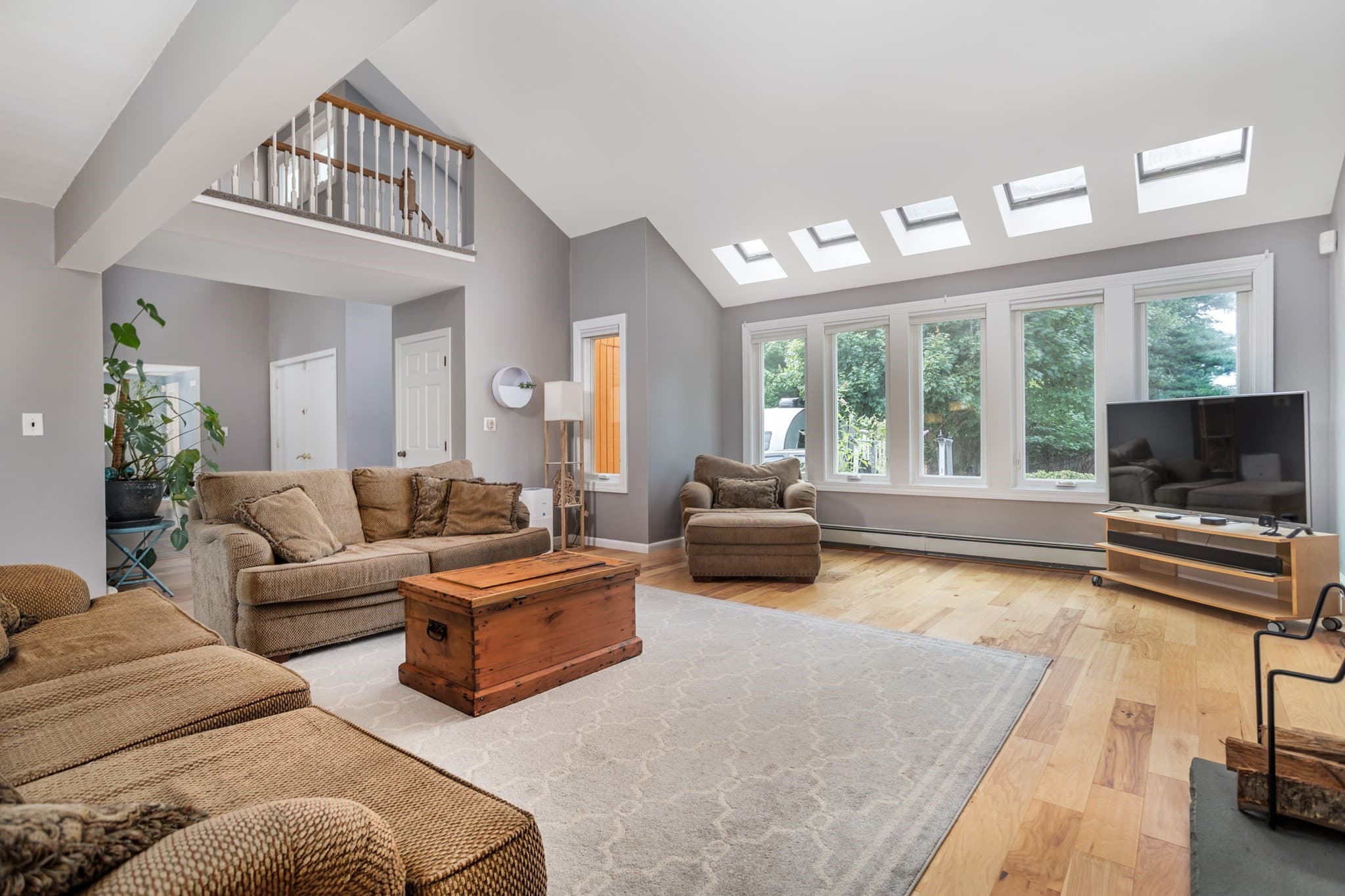 Single Family Residence at 27 Lee St, Lancaster MA 01523, Lancaster, photo 5 of 42