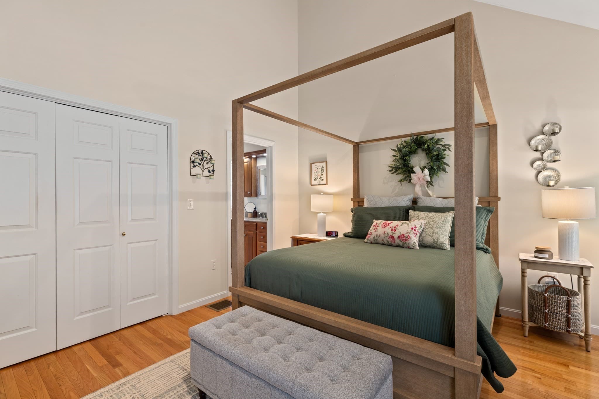 Condominium at 7 Dornoch Cir # 7, Chelmsford MA 01863, Chelmsford, photo 20 of 31