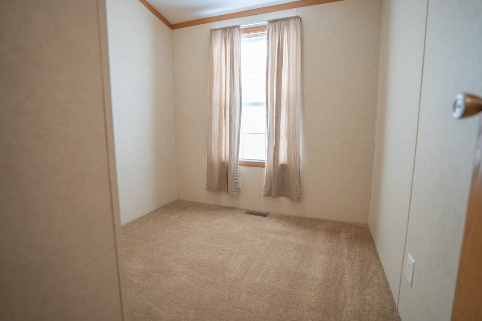 Mobile Home at 12 Patriot Circle, Plymouth MA 02360, Plymouth, photo 14 of 19
