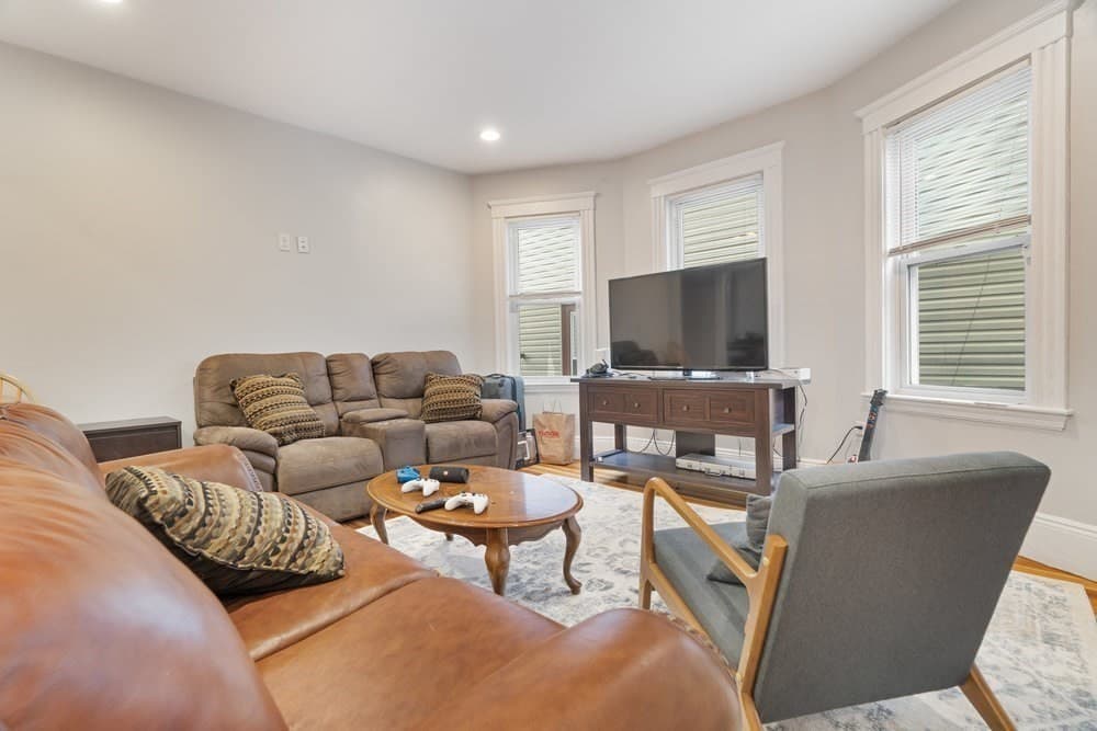 3 Family - 3 Units Up/Down at 24 Buttonwood Street, Boston MA 02125, Boston, photo 28 of 42