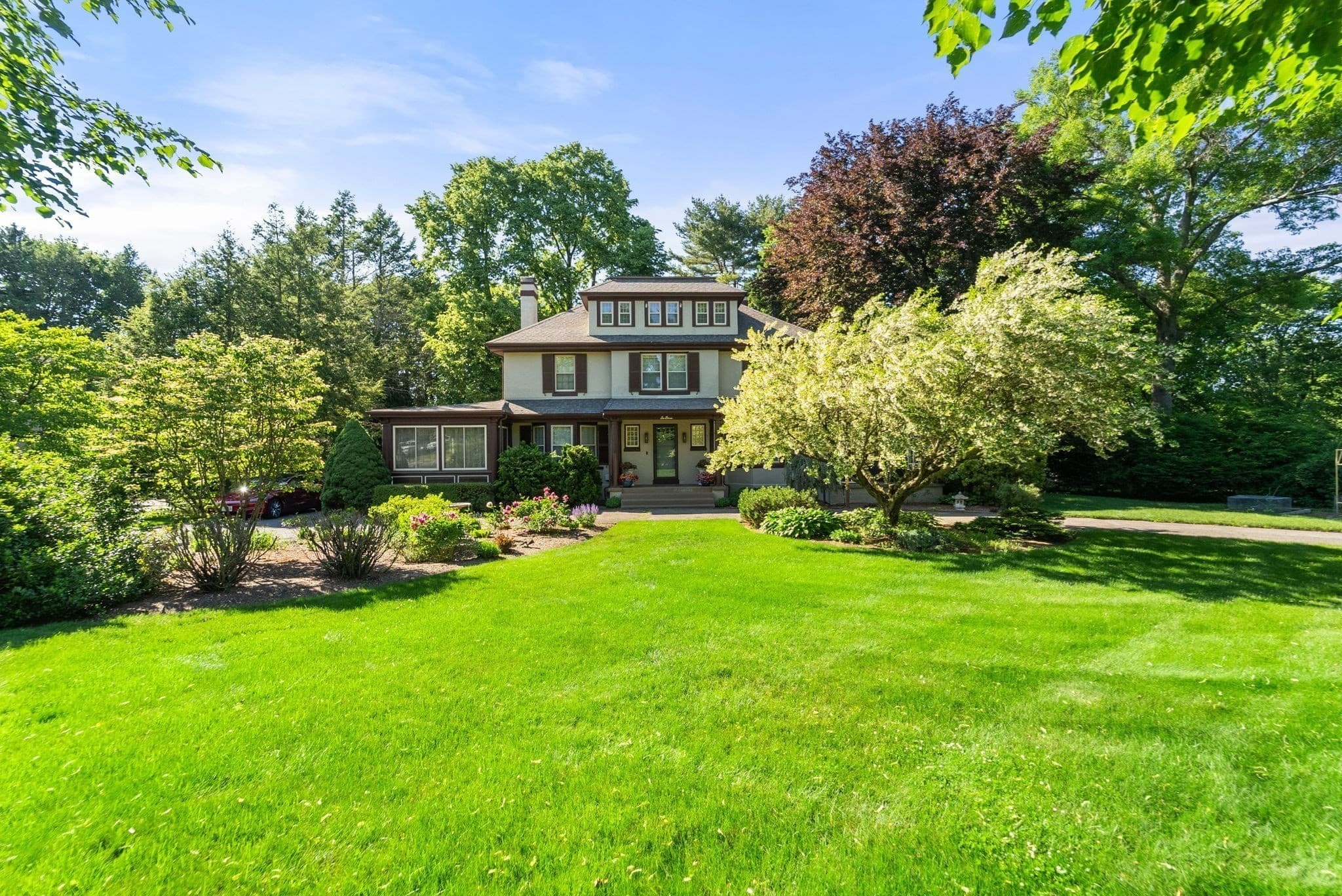 Single Family Residence at 611 East Street, Walpole MA 02081, Walpole, photo 2 of 40