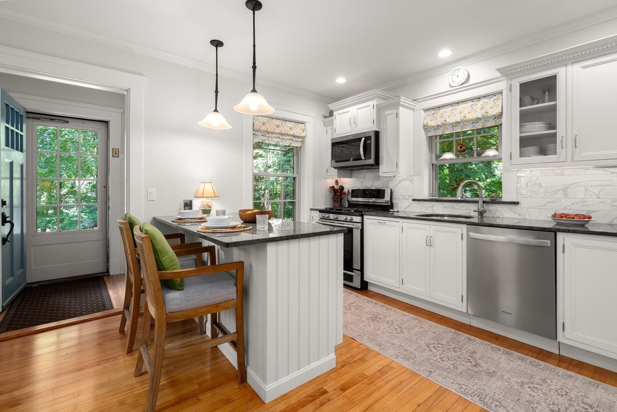 Single Family Residence at 611 East Street, Walpole MA 02081, Walpole, photo 10 of 40