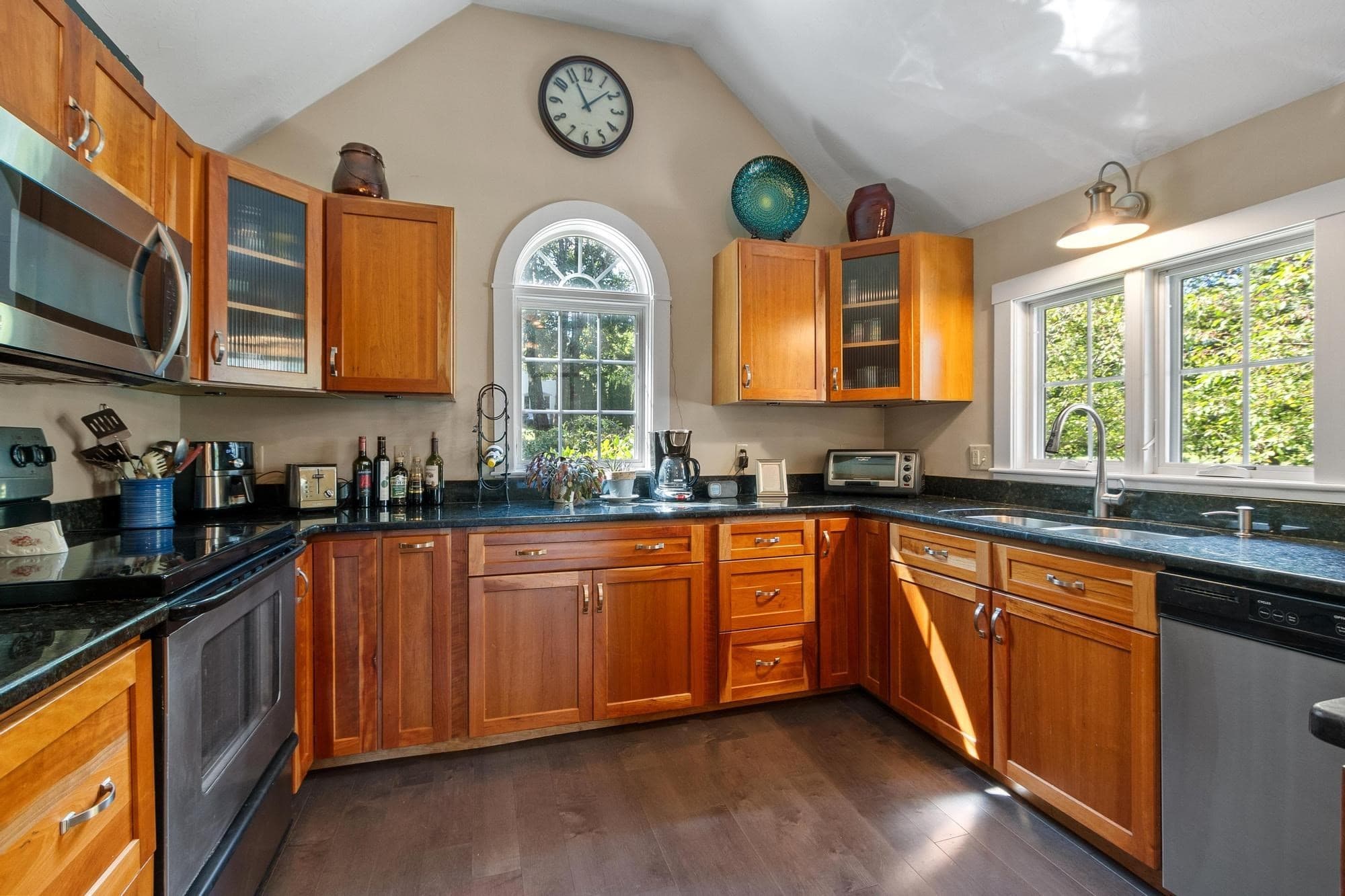 Single Family Residence at 163 Rowley Hill Rd, Sterling MA 01564, Sterling, photo 9 of 41