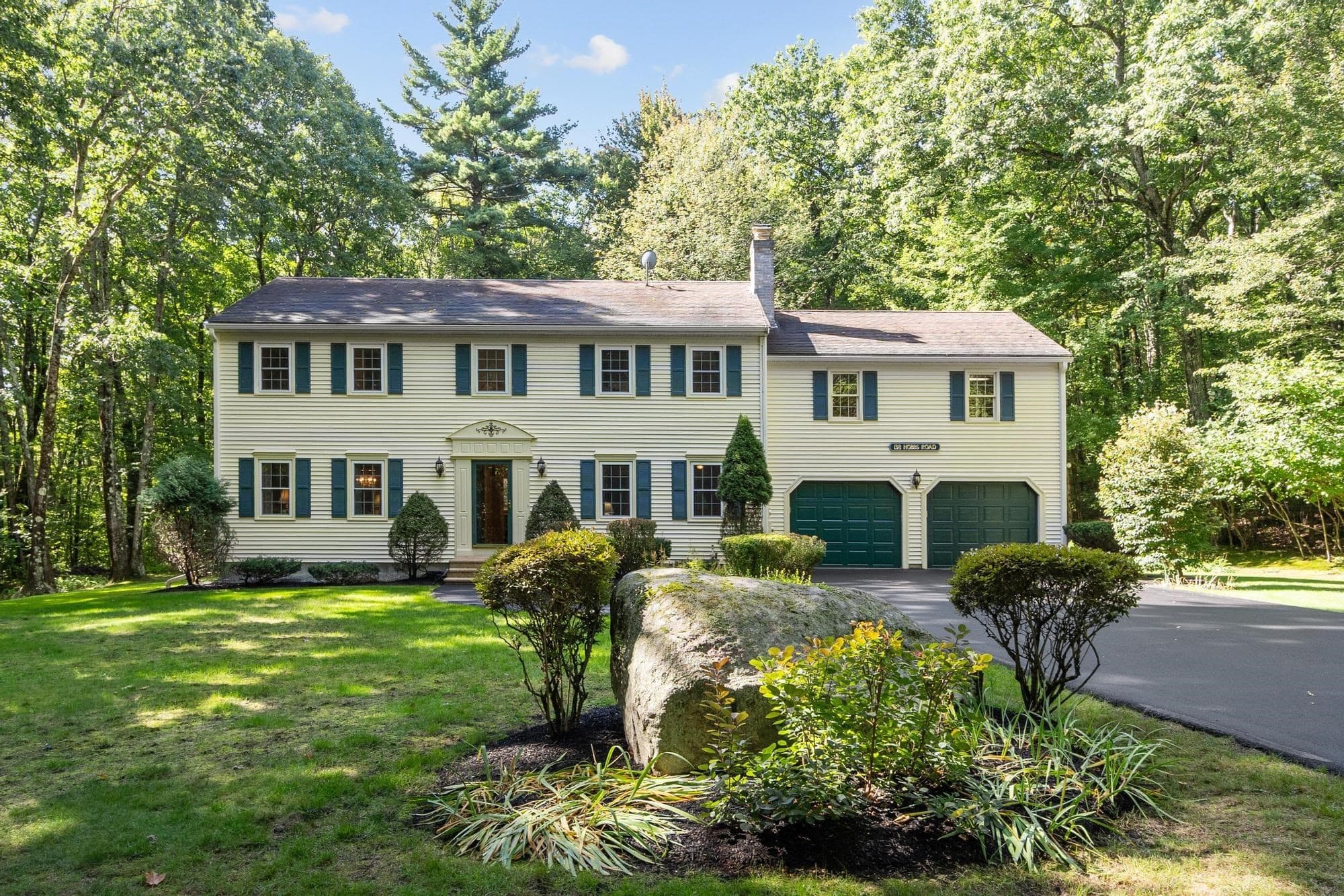 Single Family Residence at 138 Hobbs Rd, Princeton MA 01541, Princeton, photo 2 of 39