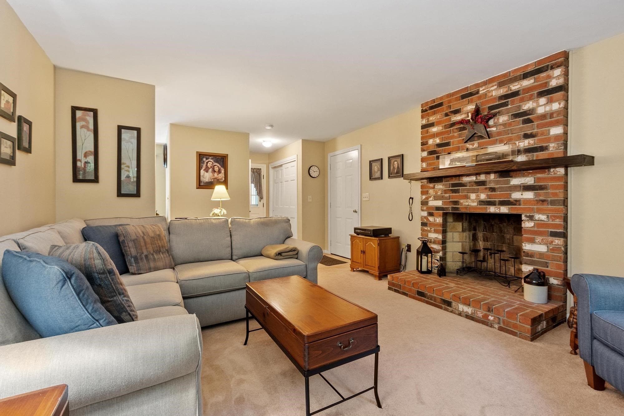 Single Family Residence at 138 Hobbs Rd, Princeton MA 01541, Princeton, photo 6 of 39