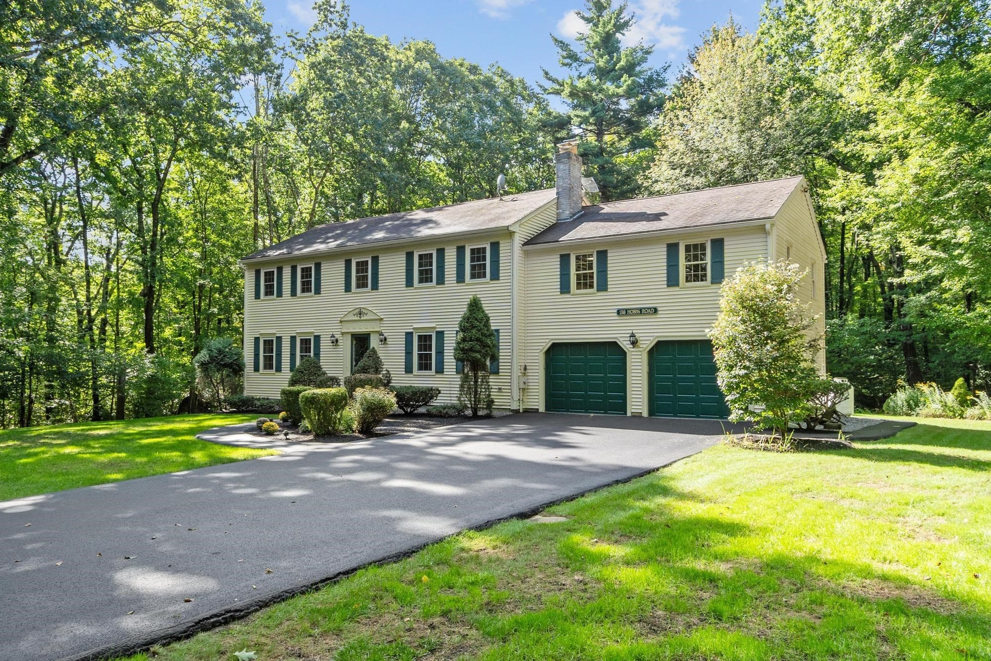 Single Family Residence at 138 Hobbs Rd, Princeton MA 01541, Princeton, photo 3 of 39