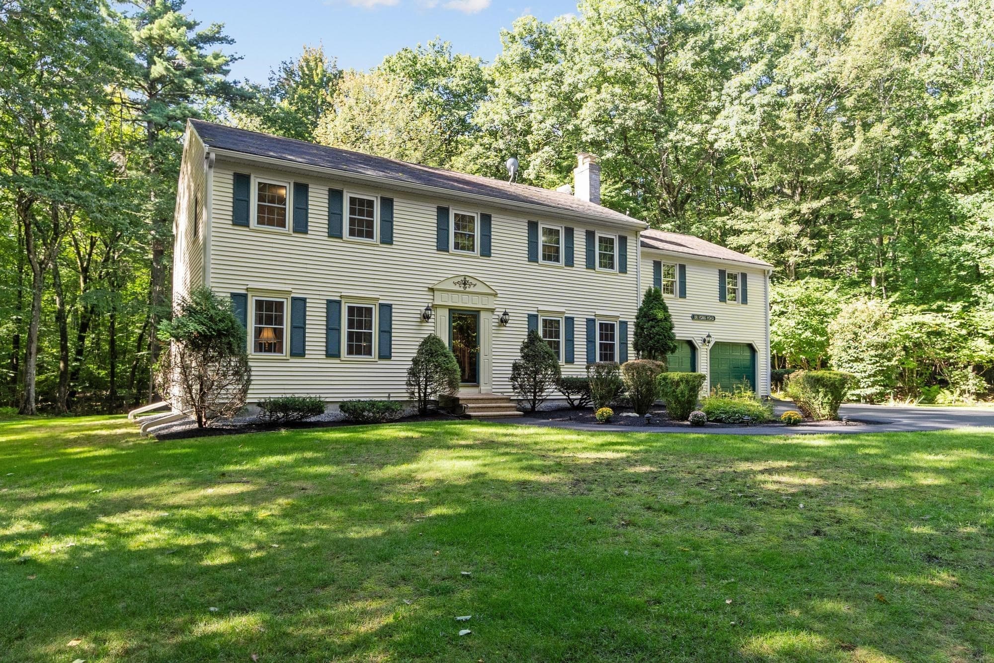 138 Hobbs Rd, Princeton MA 01541