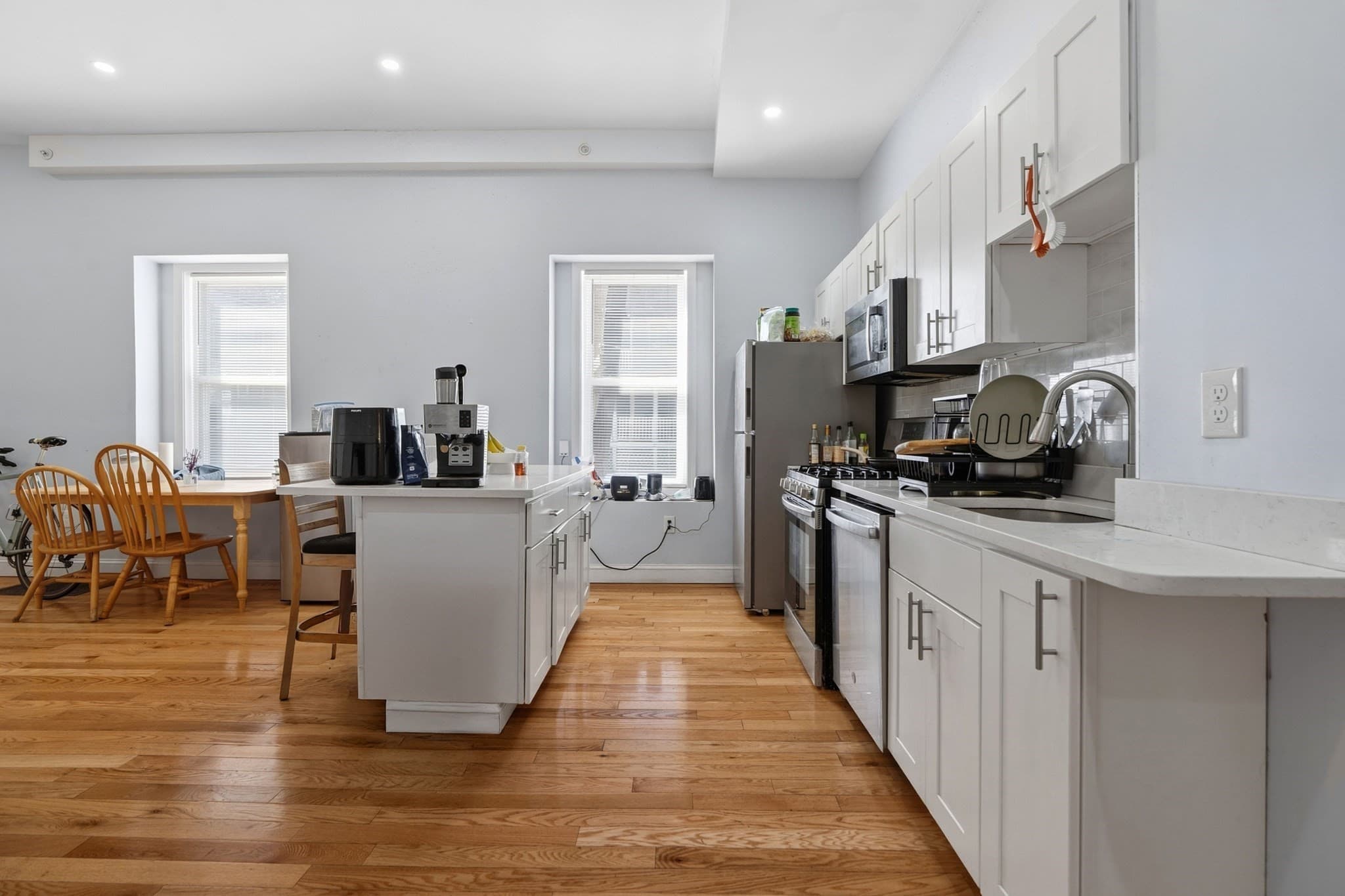 3 Family at 83-85 Highland Street, Boston MA 02119, Boston, photo 3 of 31