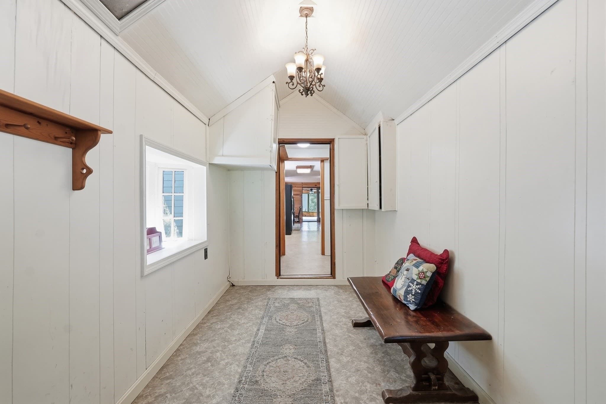 Single Family Residence at 5 Old Farm Cir, Belchertown MA 01007, Belchertown, photo 33 of 42