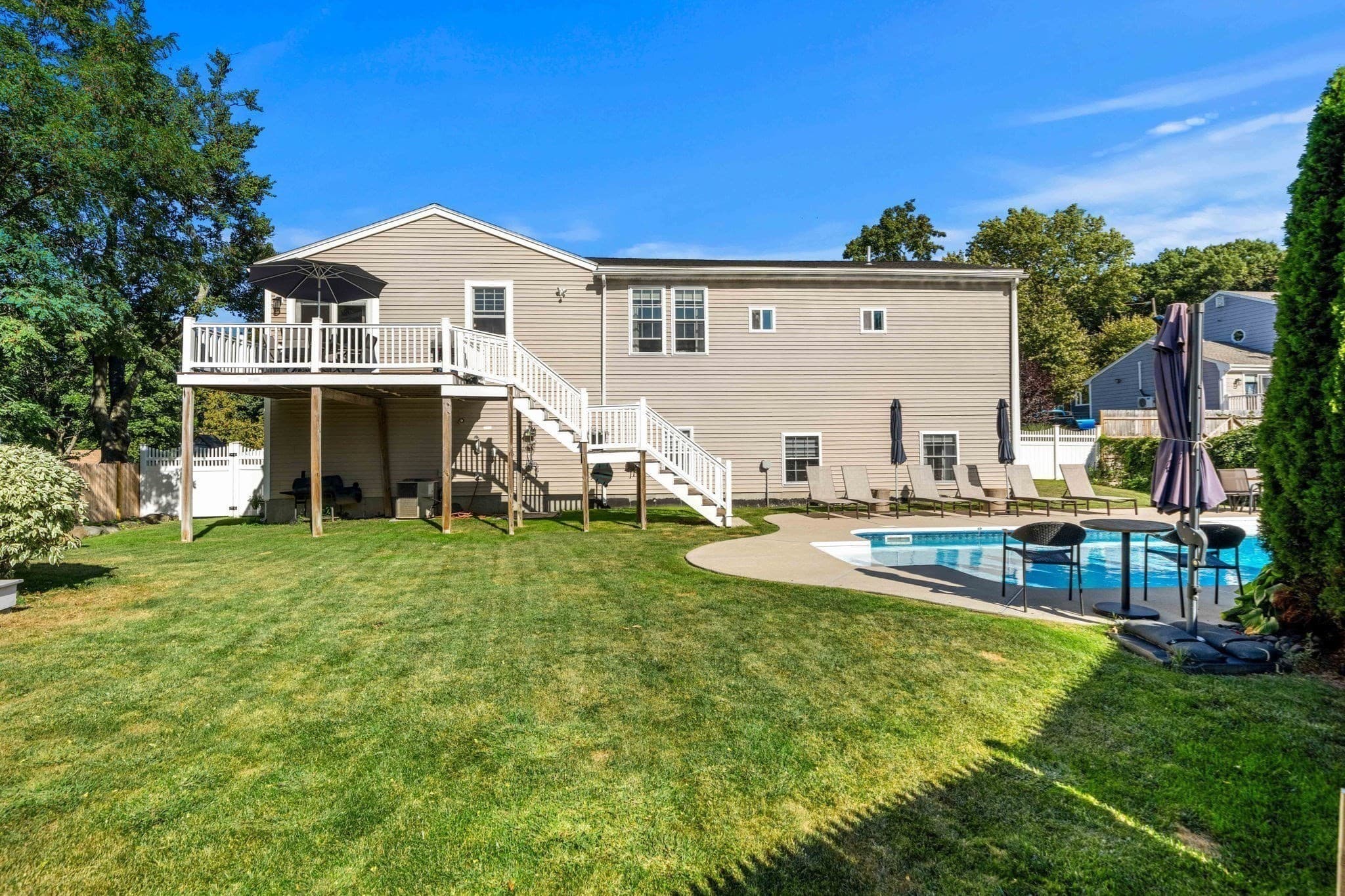 Single Family Residence at 125 Fellsmere Street, Lynn MA 01904, Lynn, photo 6 of 38