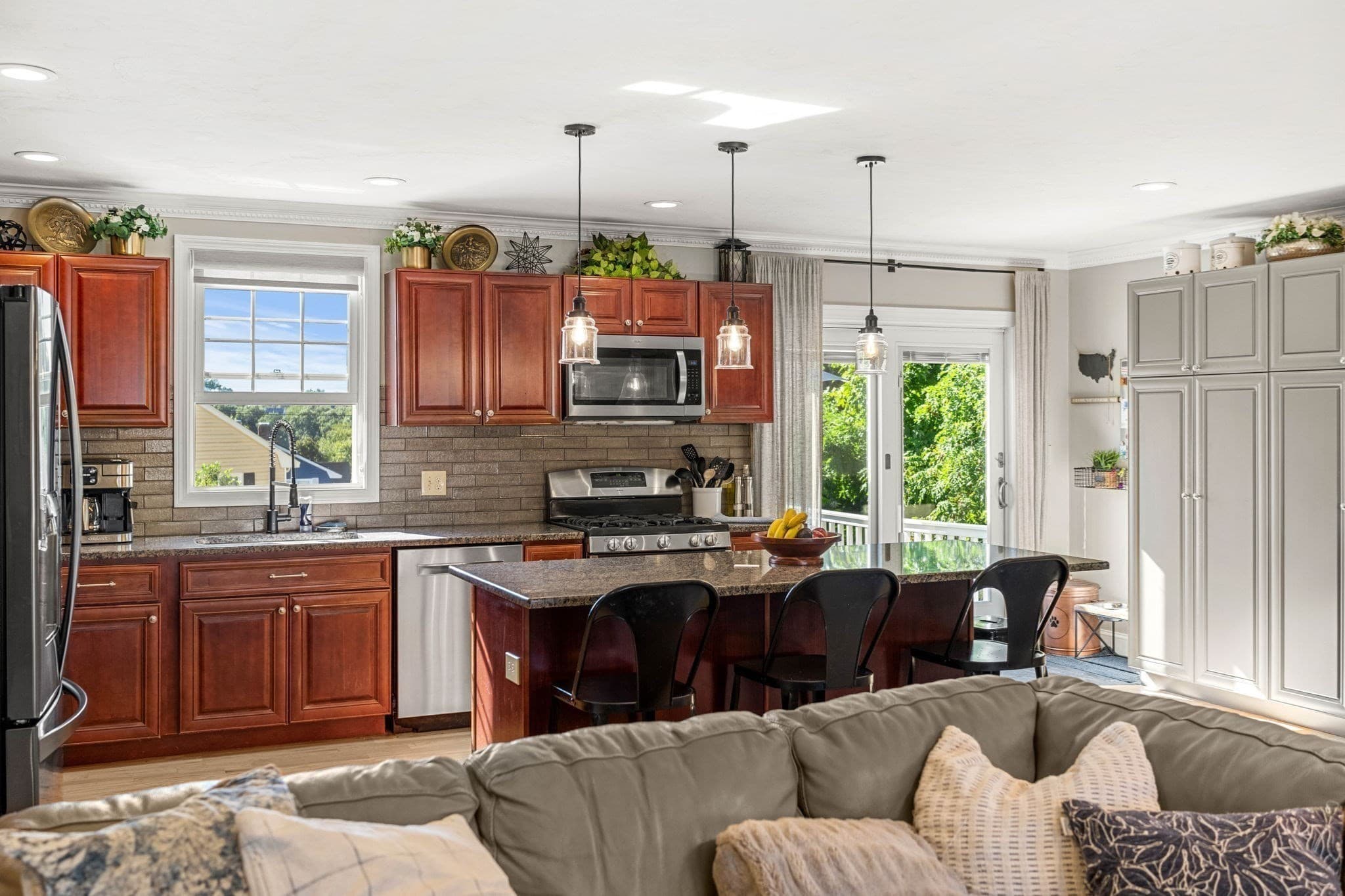 Single Family Residence at 125 Fellsmere Street, Lynn MA 01904, Lynn, photo 14 of 38