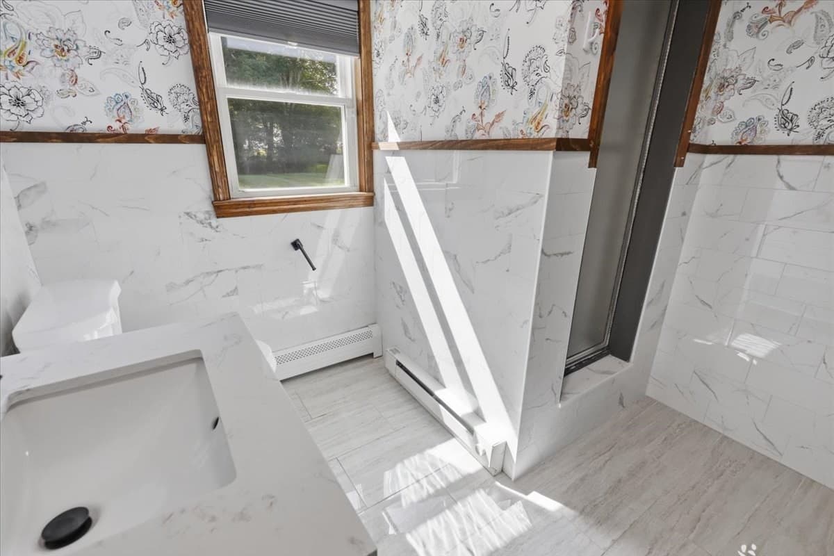 Single Family Residence at 770 Old Warren Rd, Swansea MA 02777, Swansea, photo 16 of 41