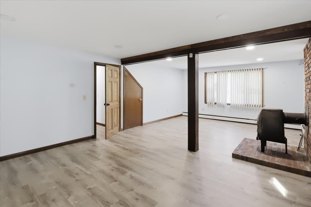 Single Family Residence at 770 Old Warren Rd, Swansea MA 02777, Swansea, photo 12 of 41
