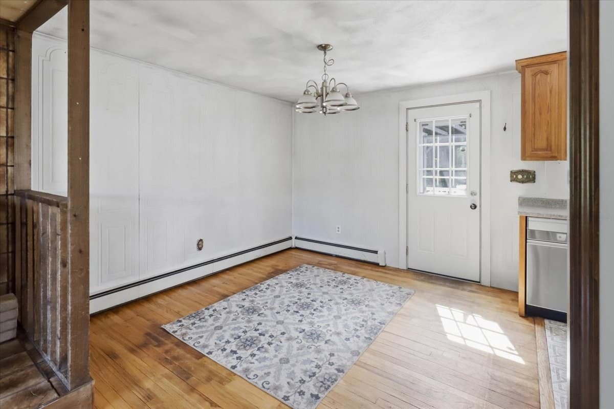 Single Family Residence at 770 Old Warren Rd, Swansea MA 02777, Swansea, photo 22 of 41