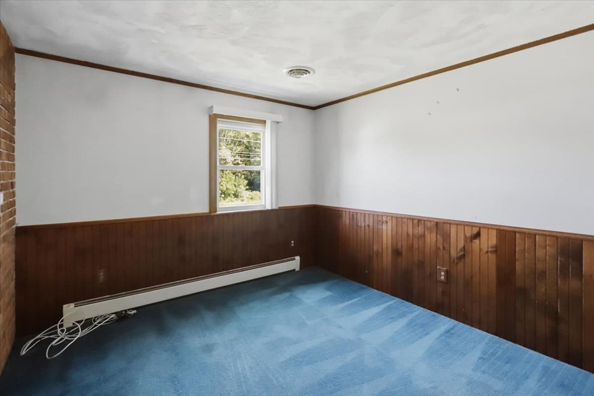 Single Family Residence at 770 Old Warren Rd, Swansea MA 02777, Swansea, photo 32 of 41