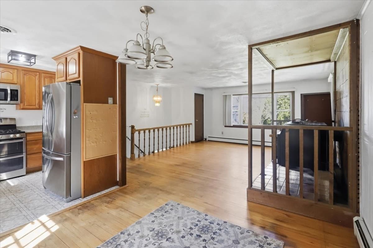 Single Family Residence at 770 Old Warren Rd, Swansea MA 02777, Swansea, photo 24 of 41