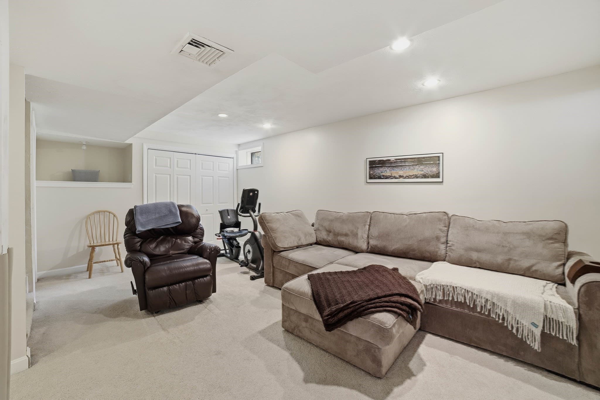 Single Family Residence at 72 Palomino Dr, Franklin MA 02038, Franklin, photo 22 of 35