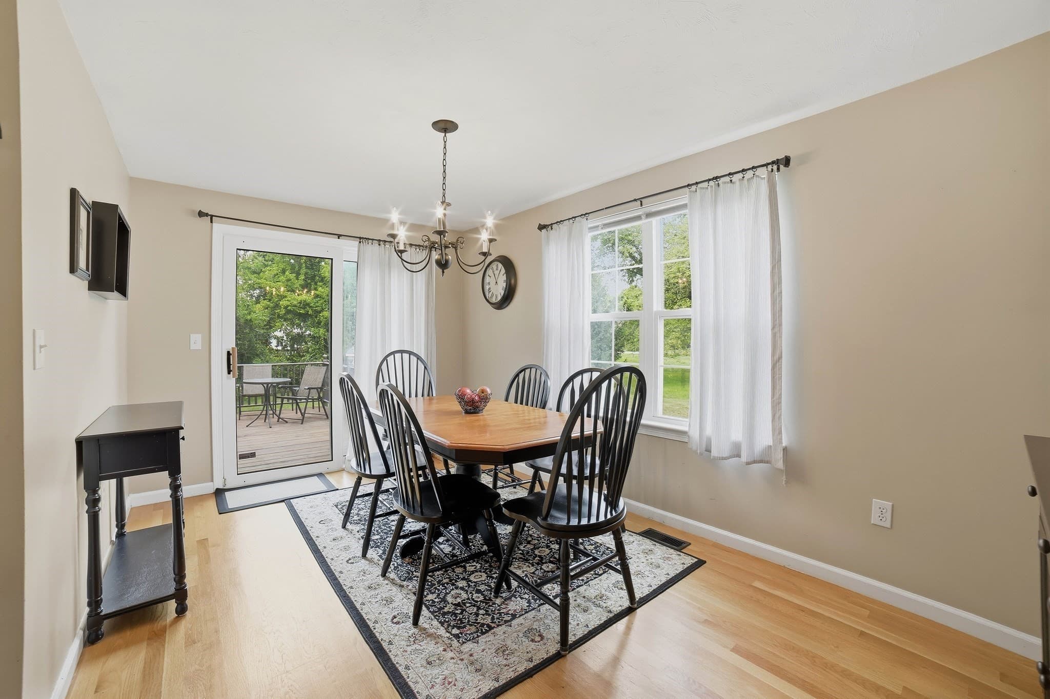 Single Family Residence at 72 Palomino Dr, Franklin MA 02038, Franklin, photo 9 of 35