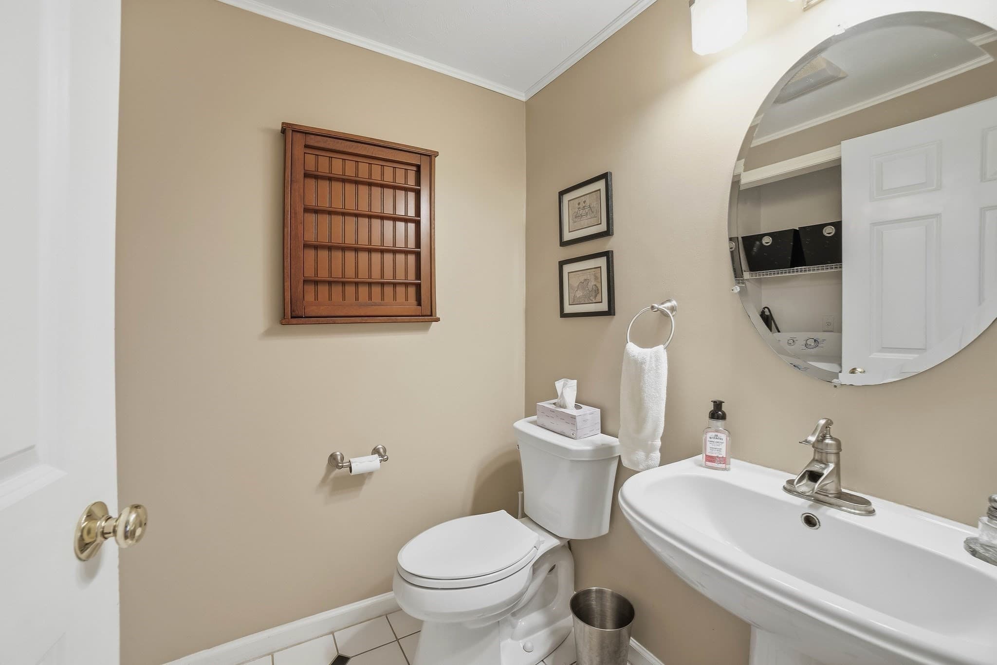 Single Family Residence at 72 Palomino Dr, Franklin MA 02038, Franklin, photo 11 of 35
