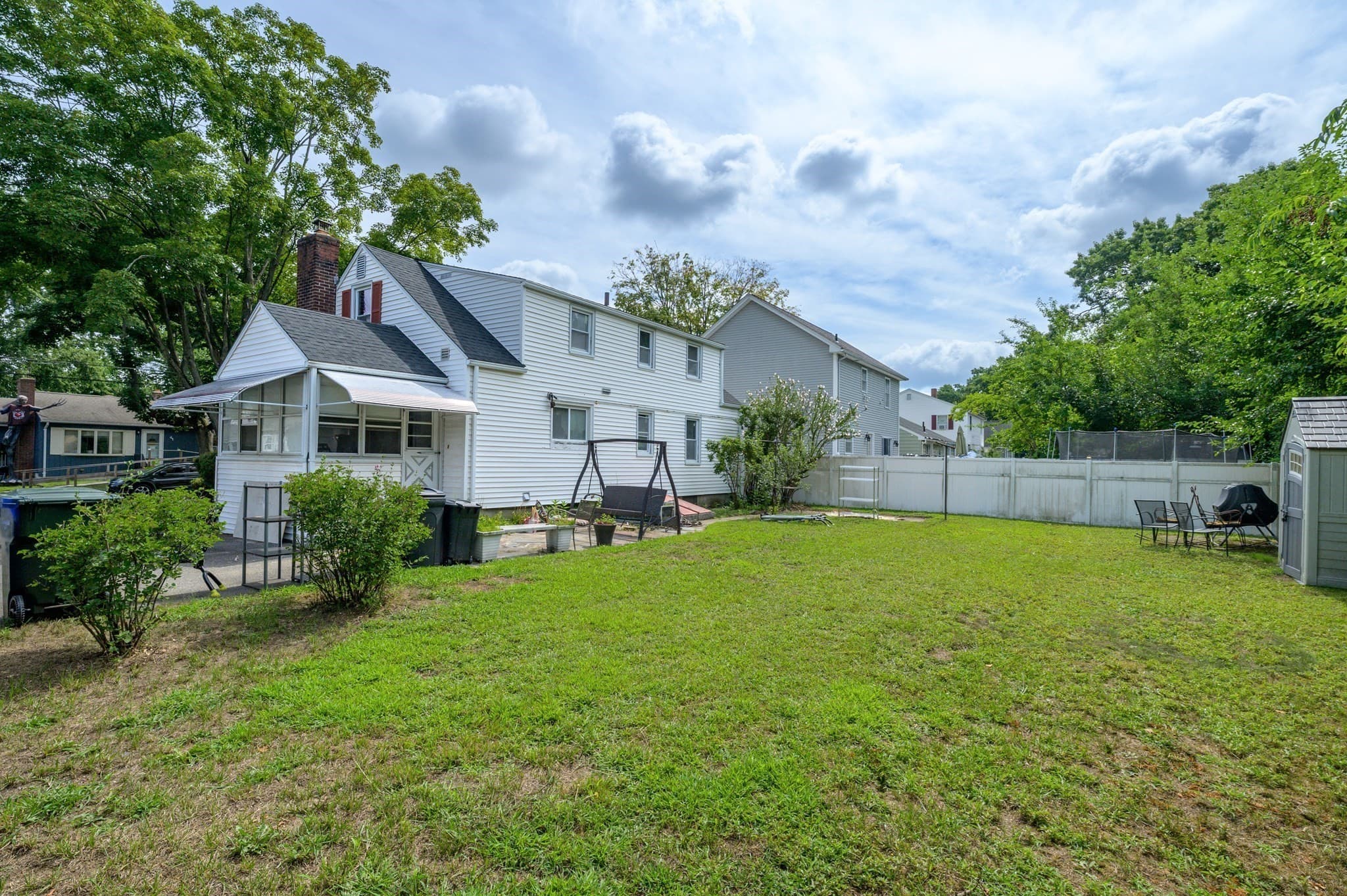 Single Family Residence at 44 Arthur St, Springfield MA 01104, Springfield, photo 3 of 28