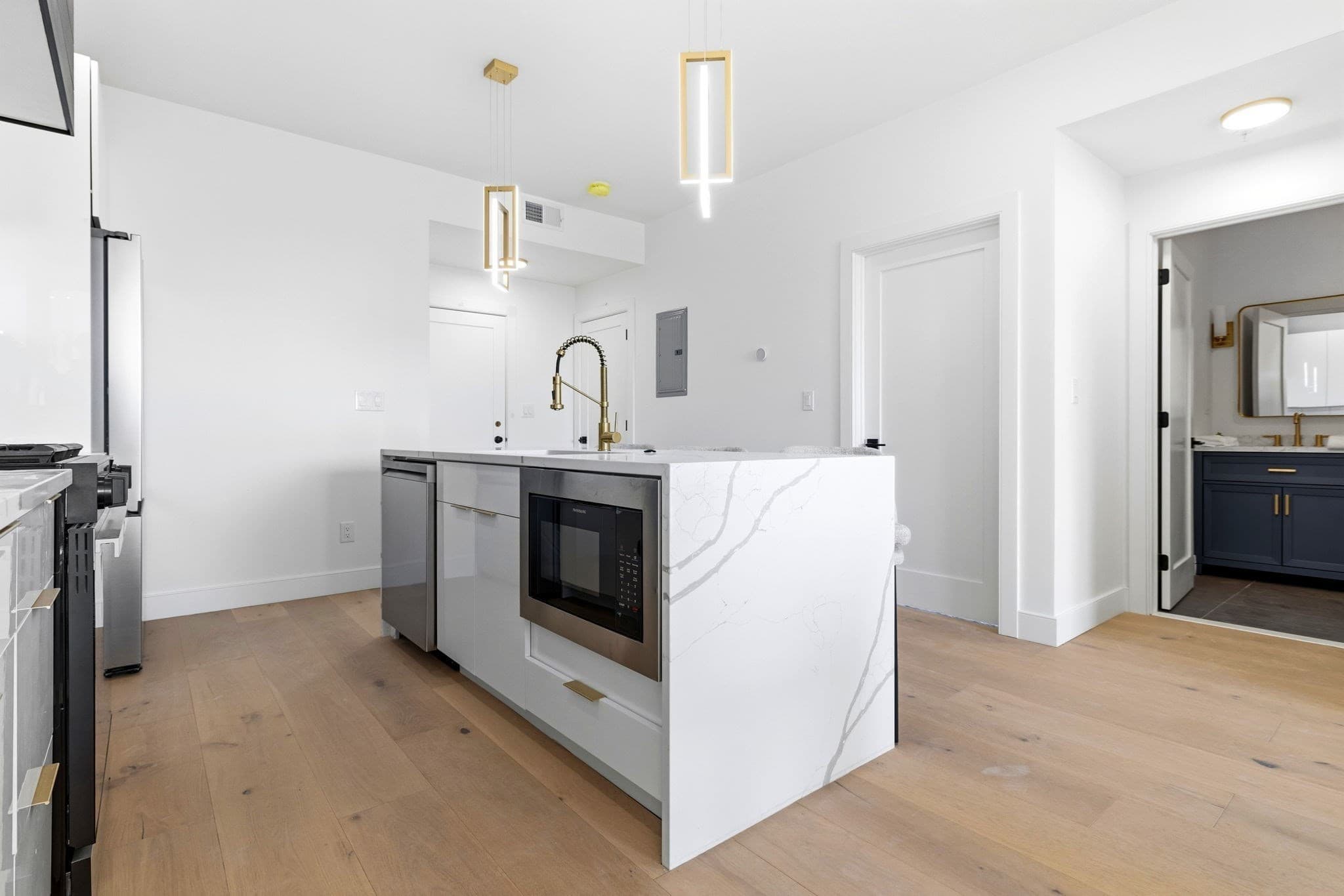 Condominium at 66 Mcgrath # 301, Quincy MA 02169, Quincy, photo 6 of 26