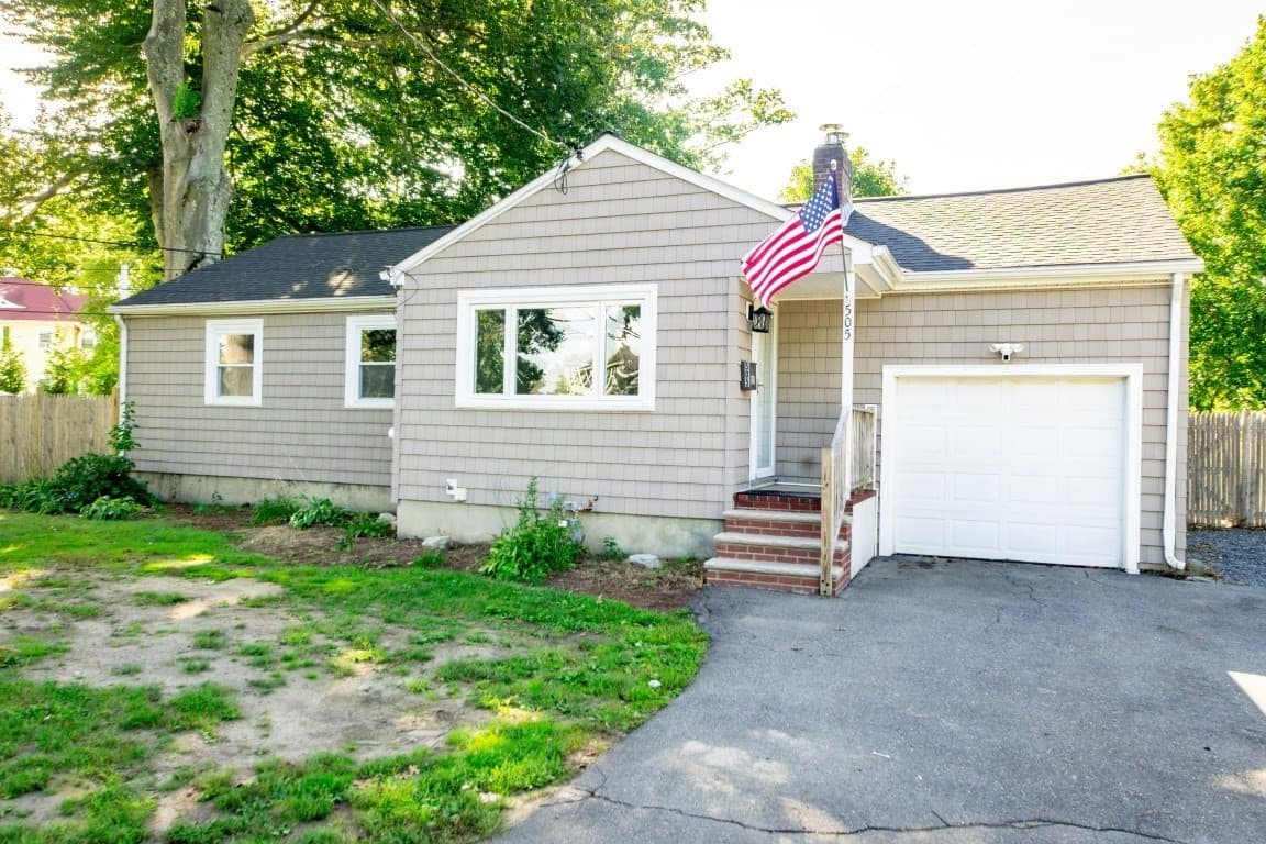 Single Family Residence at 505 Winter Street, Framingham MA 01702, Framingham, photo 2 of 31
