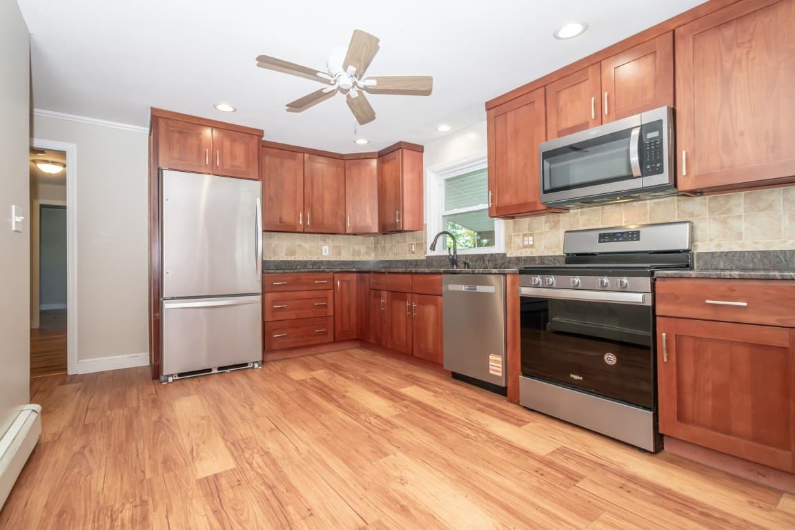 Single Family Residence at 505 Winter Street, Framingham MA 01702, Framingham, photo 13 of 31