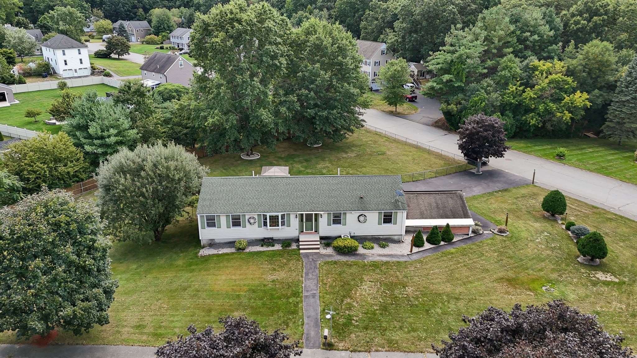 Single Family Residence at 15 Jefferson Road, Dracut MA 01826, Dracut, photo 2 of 38