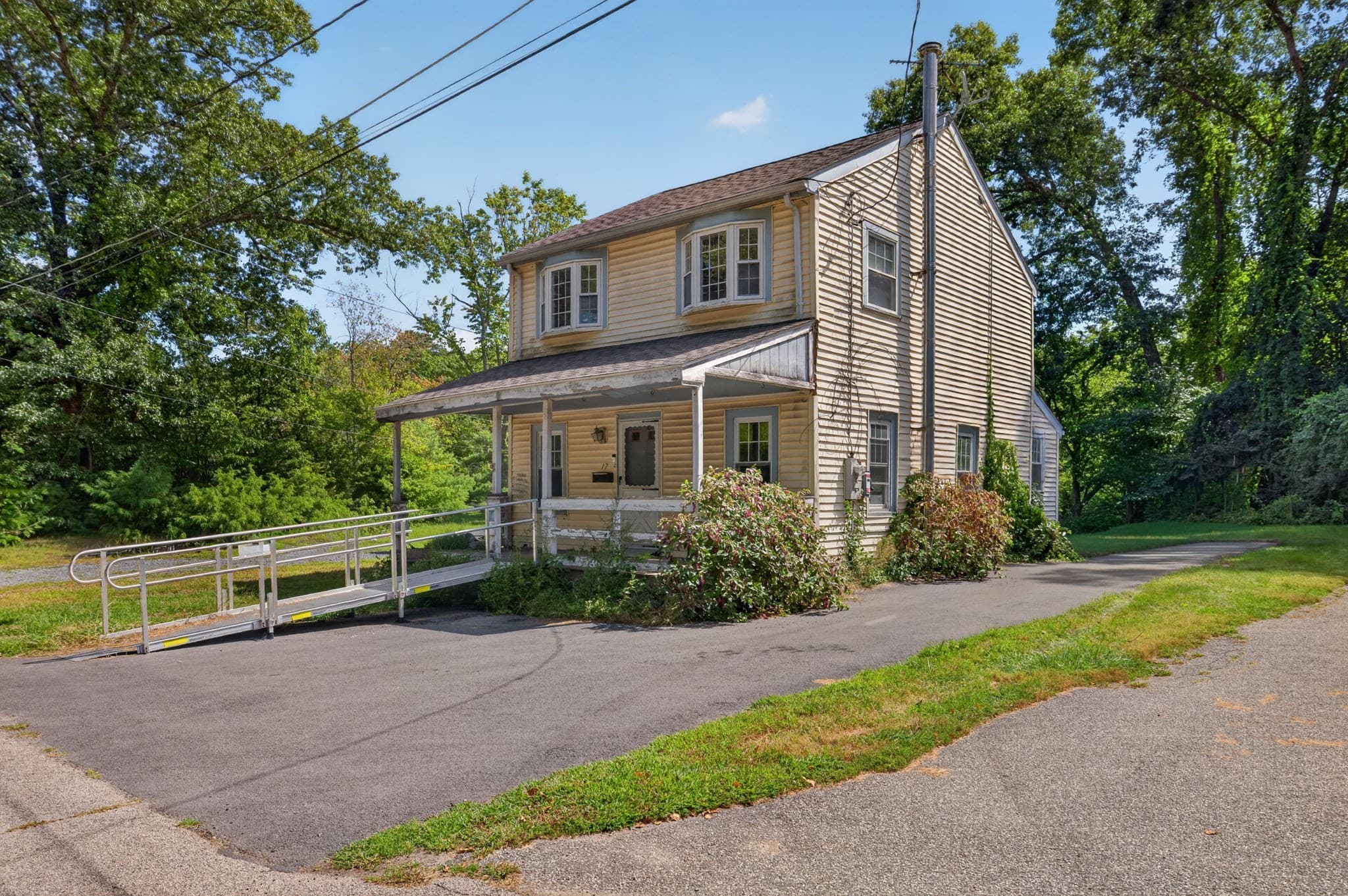 Single Family Residence at 17 W Cedar Rd, Norfolk MA 02056, Norfolk, photo 3 of 32