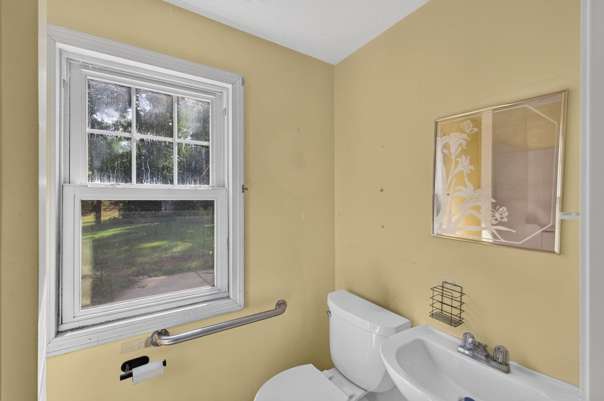 Single Family Residence at 17 W Cedar Rd, Norfolk MA 02056, Norfolk, photo 10 of 32