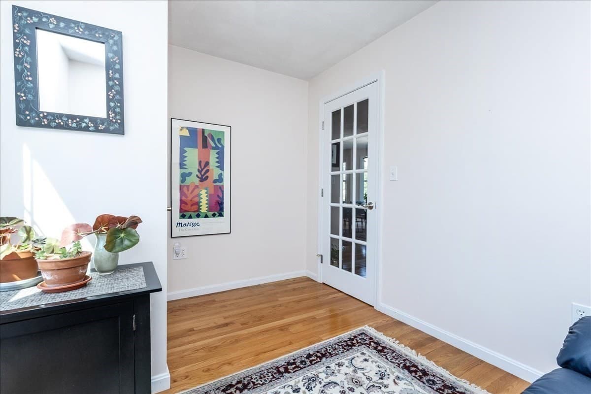 Condominium at 14-1/2 Roundy St # 4, Beverly MA 01915, Beverly, photo 23 of 37