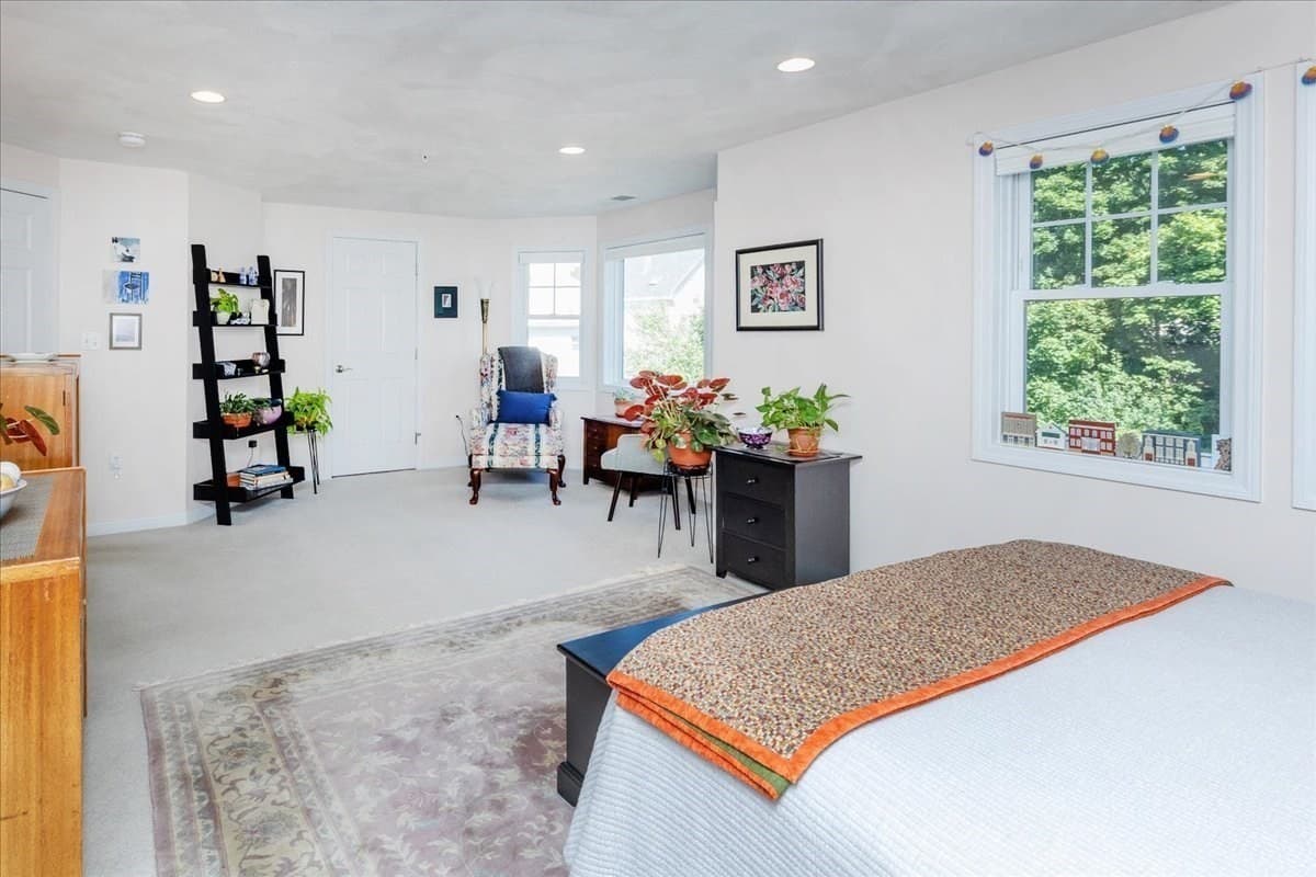 Condominium at 14-1/2 Roundy St # 4, Beverly MA 01915, Beverly, photo 27 of 37