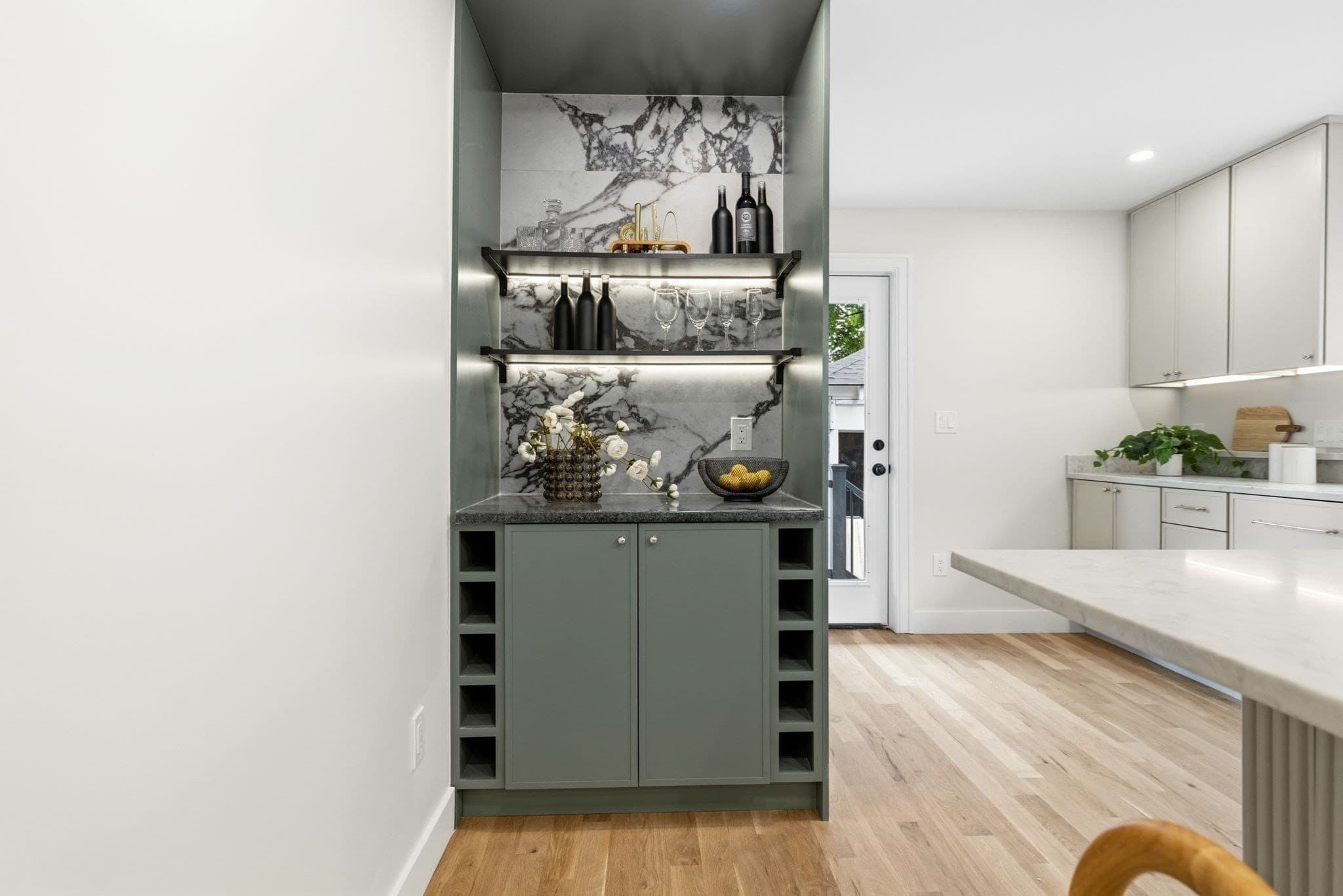Condominium at 34-36 Governors Winthrop Rd # A, Somerville MA 02145, Somerville, photo 9 of 36
