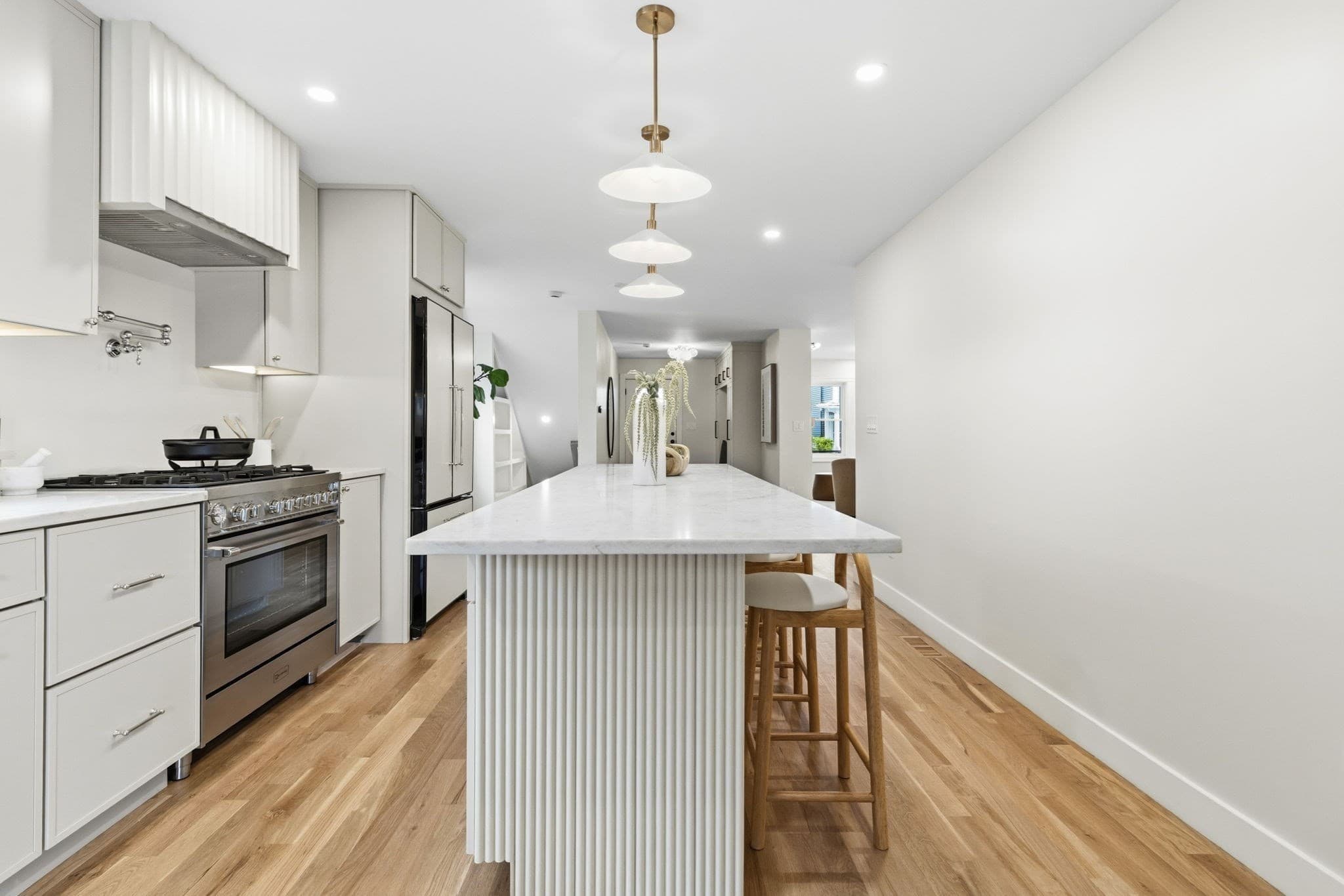 Condominium at 34-36 Governors Winthrop Rd # A, Somerville MA 02145, Somerville, photo 10 of 36