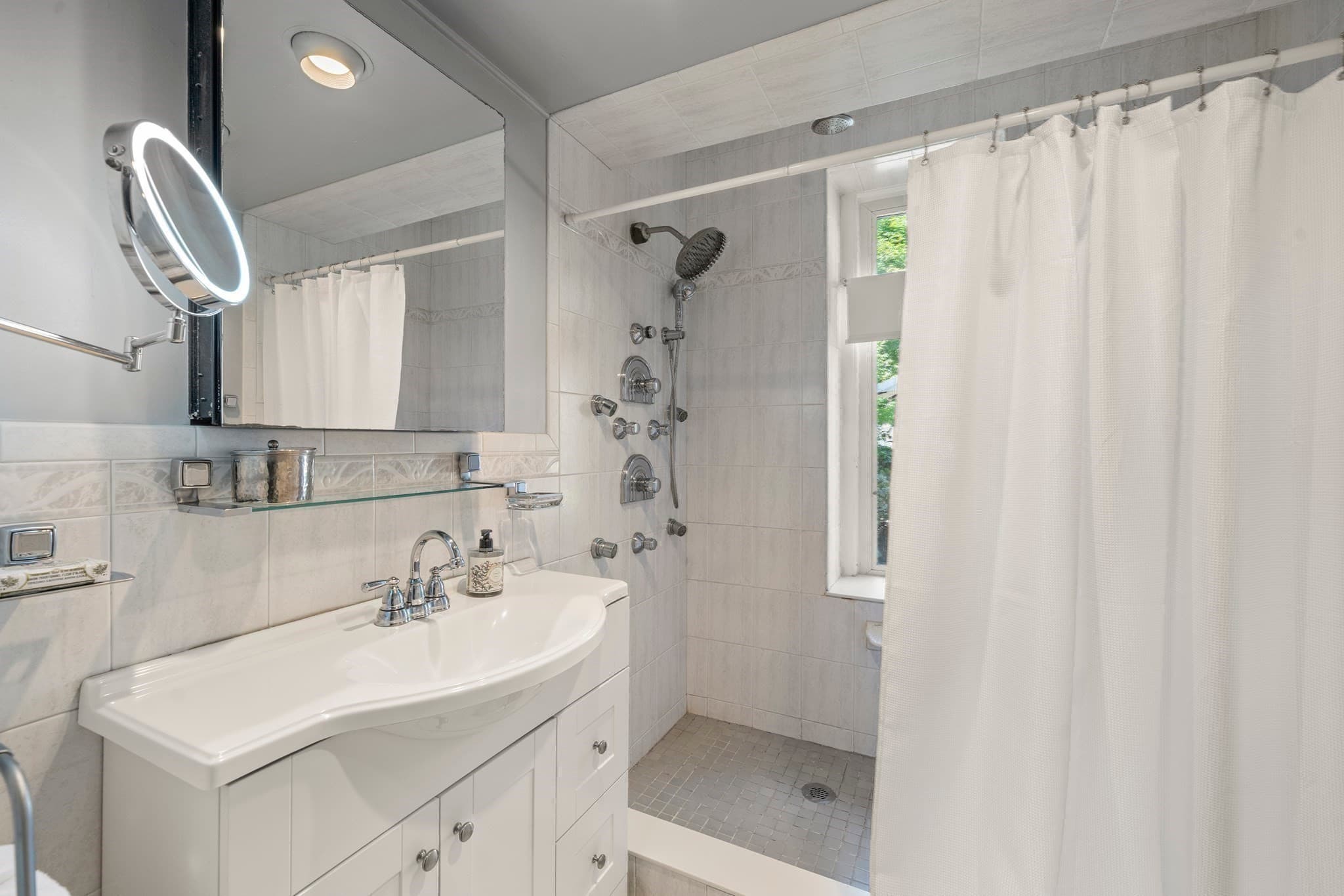 Condominium at 35 Grandview Ave # 1, Medford MA 02155, Medford, photo 23 of 42