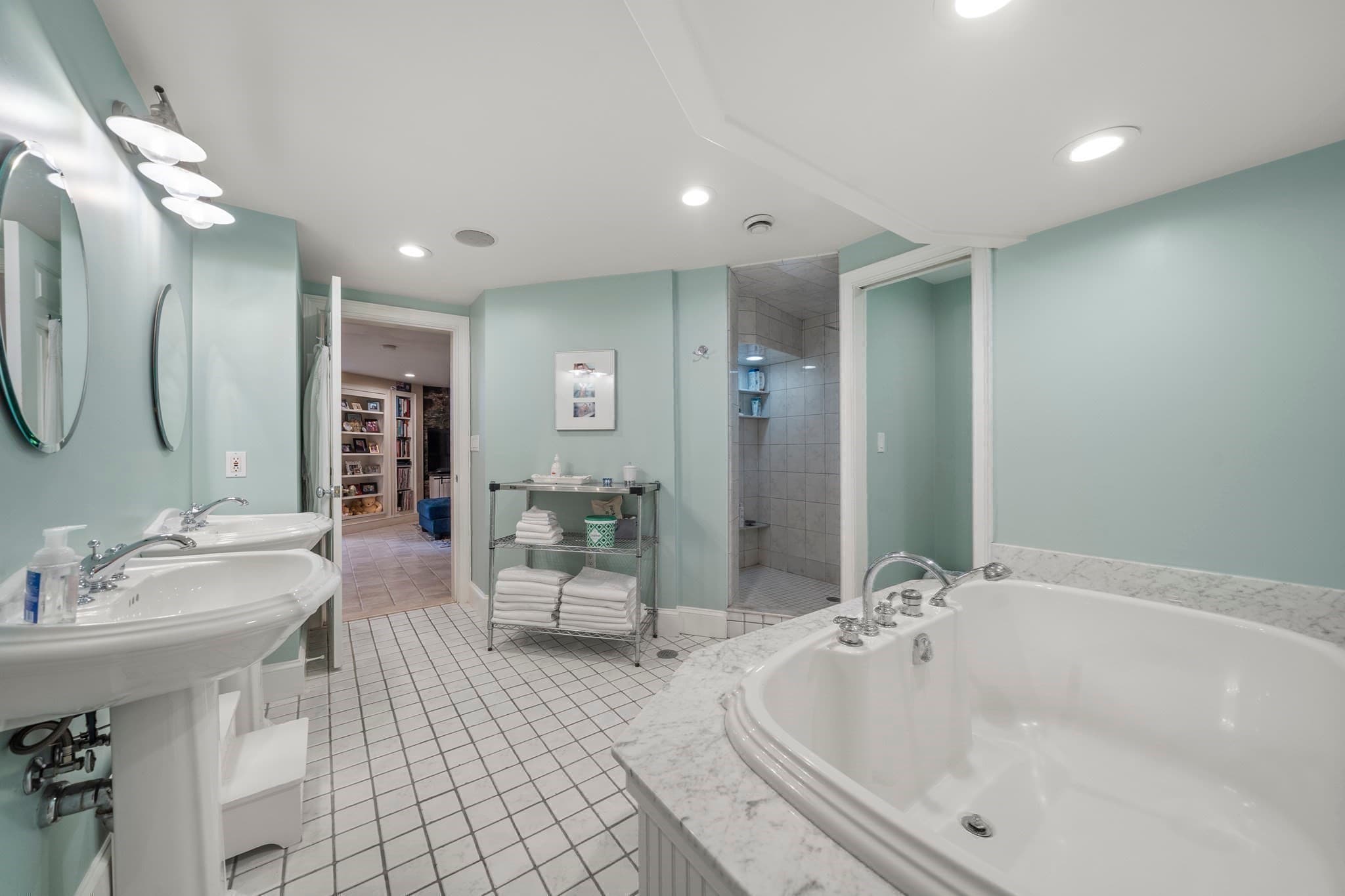 Condominium at 35 Grandview Ave # 1, Medford MA 02155, Medford, photo 31 of 42