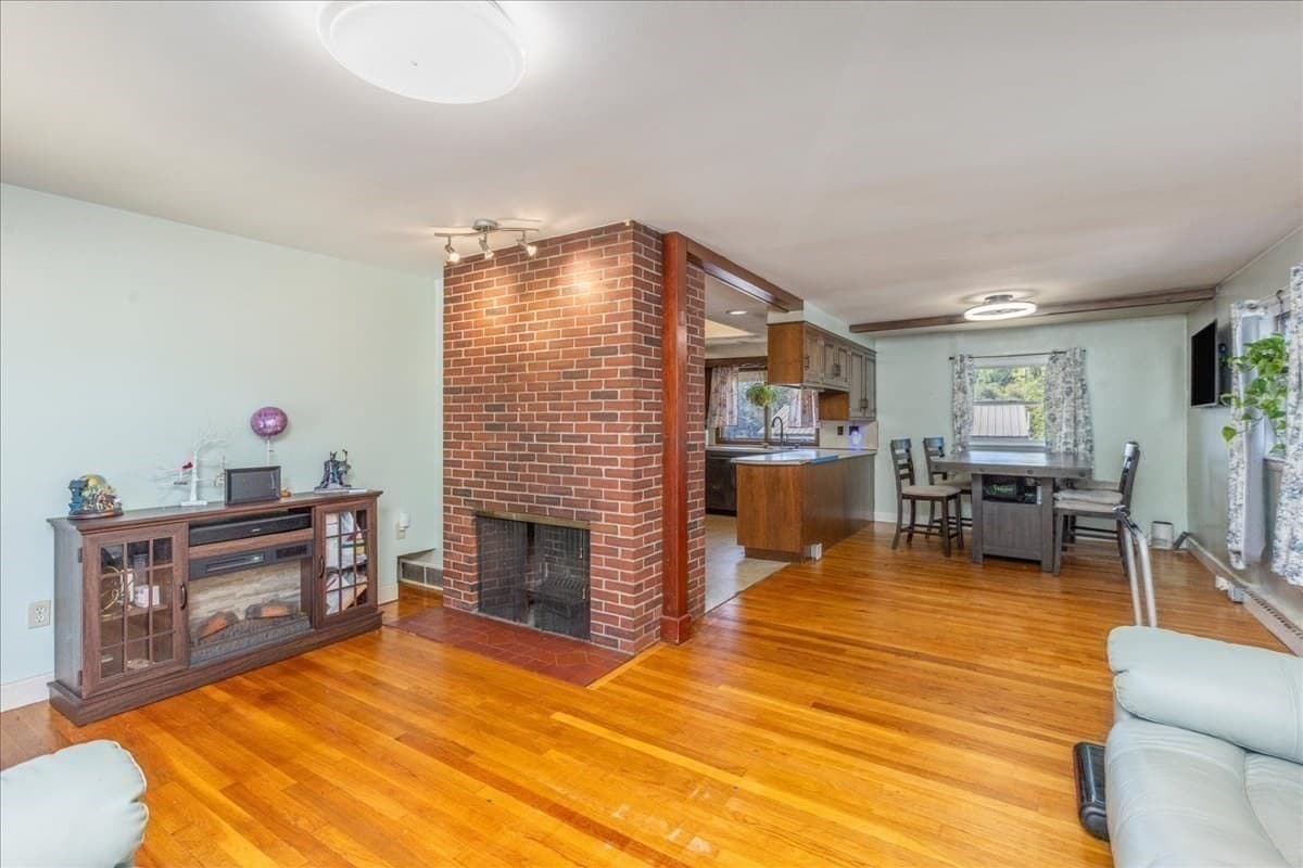 Single Family Residence at 57 Elm St, Salisbury MA 01952, Salisbury, photo 11 of 39