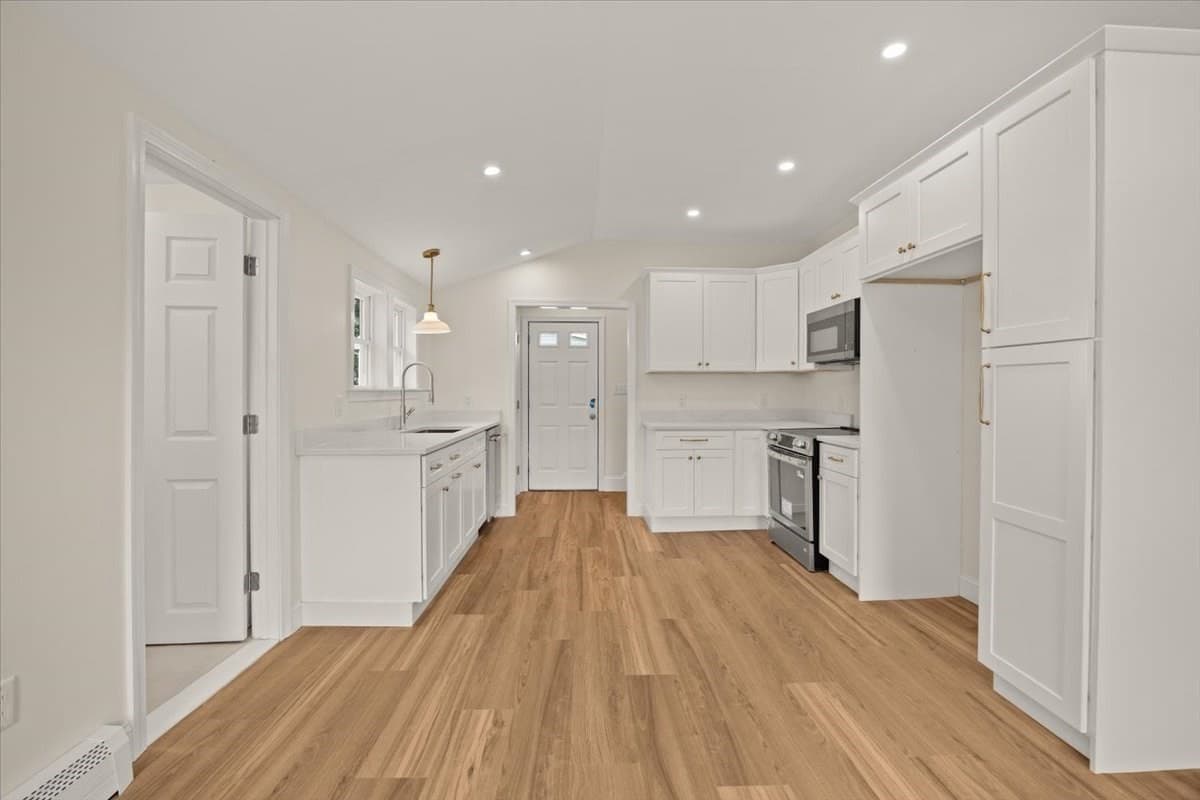 Single Family Residence at 75 Ottawa St, Attleboro MA 02703, Attleboro, photo 14 of 35