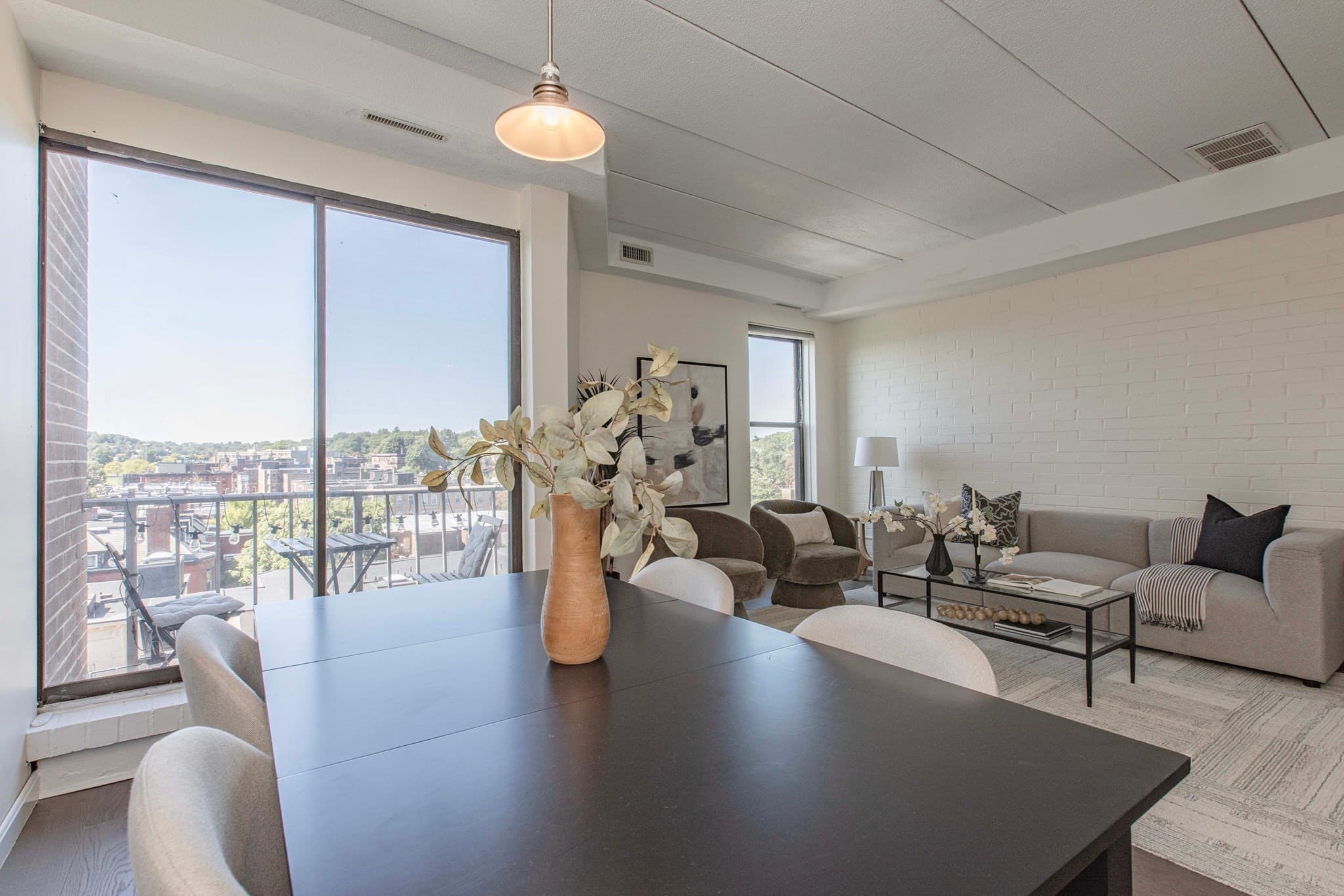 Condominium at 1856 Beacon Street, Brookline MA 02445, Brookline, photo 17 of 35
